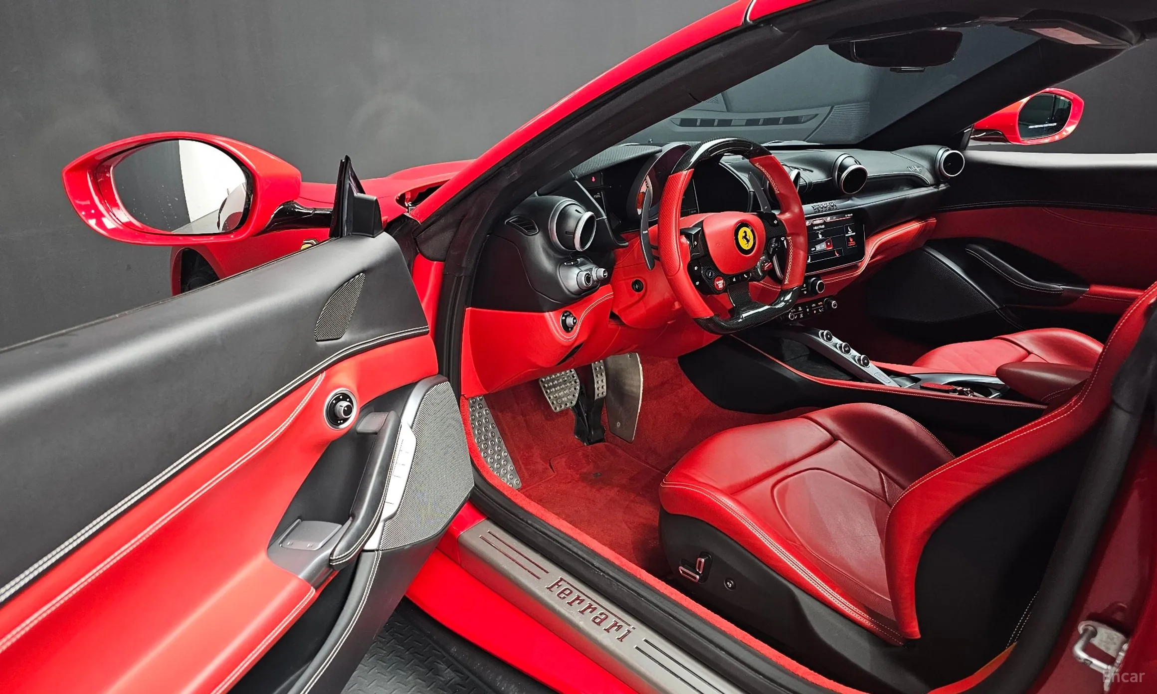 Ferrari Portofino превью 10