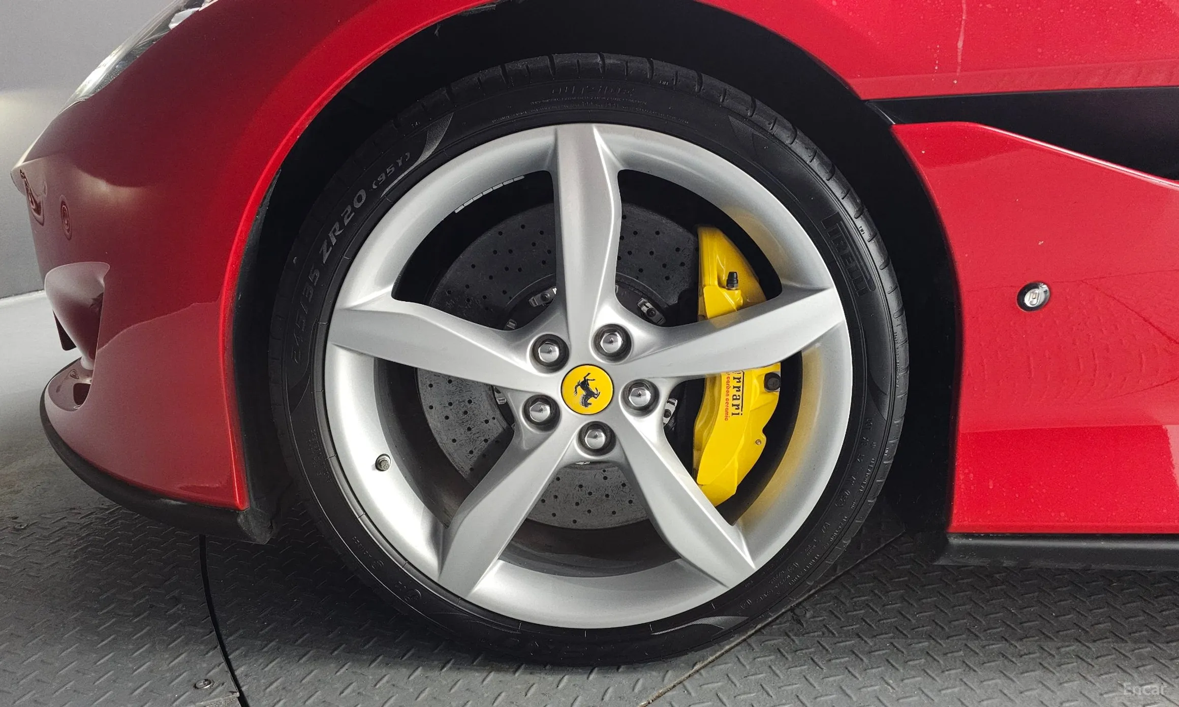 Ferrari Portofino превью 5