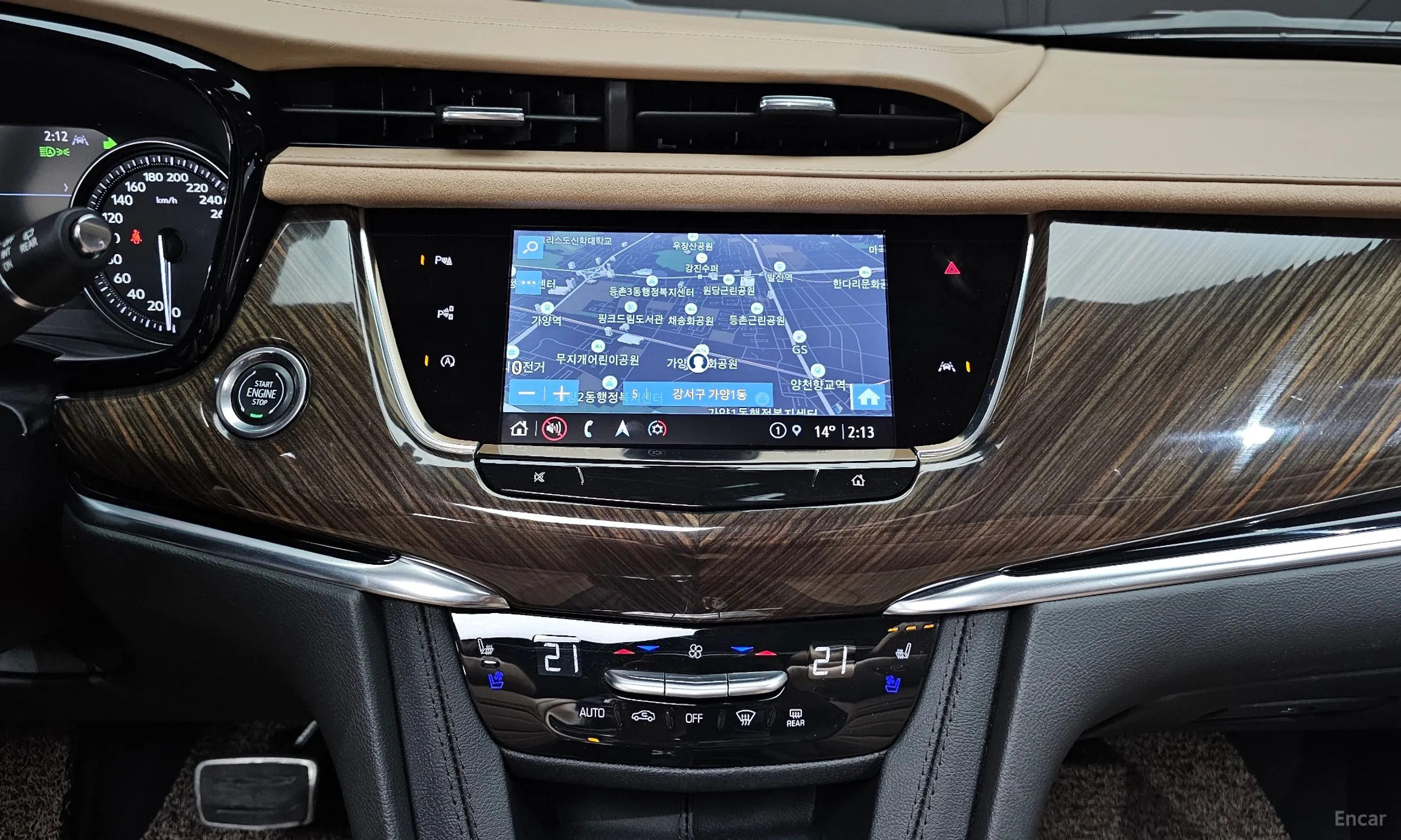 Cadillac XT6 превью 14