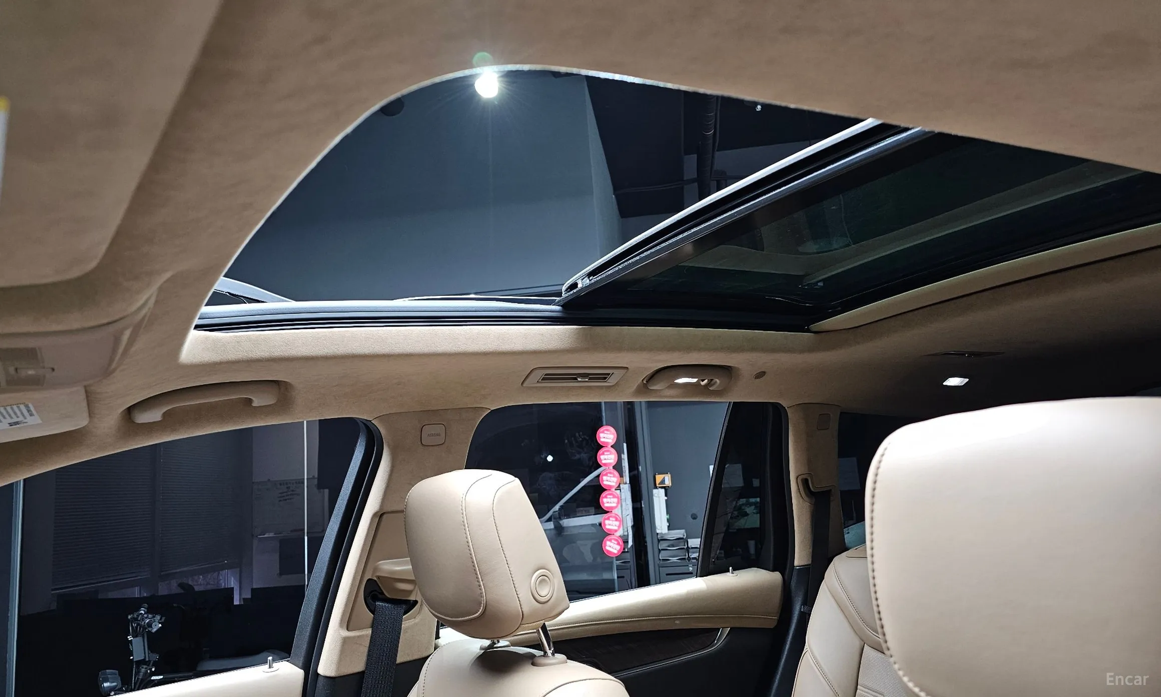 Cadillac XT6 превью 19