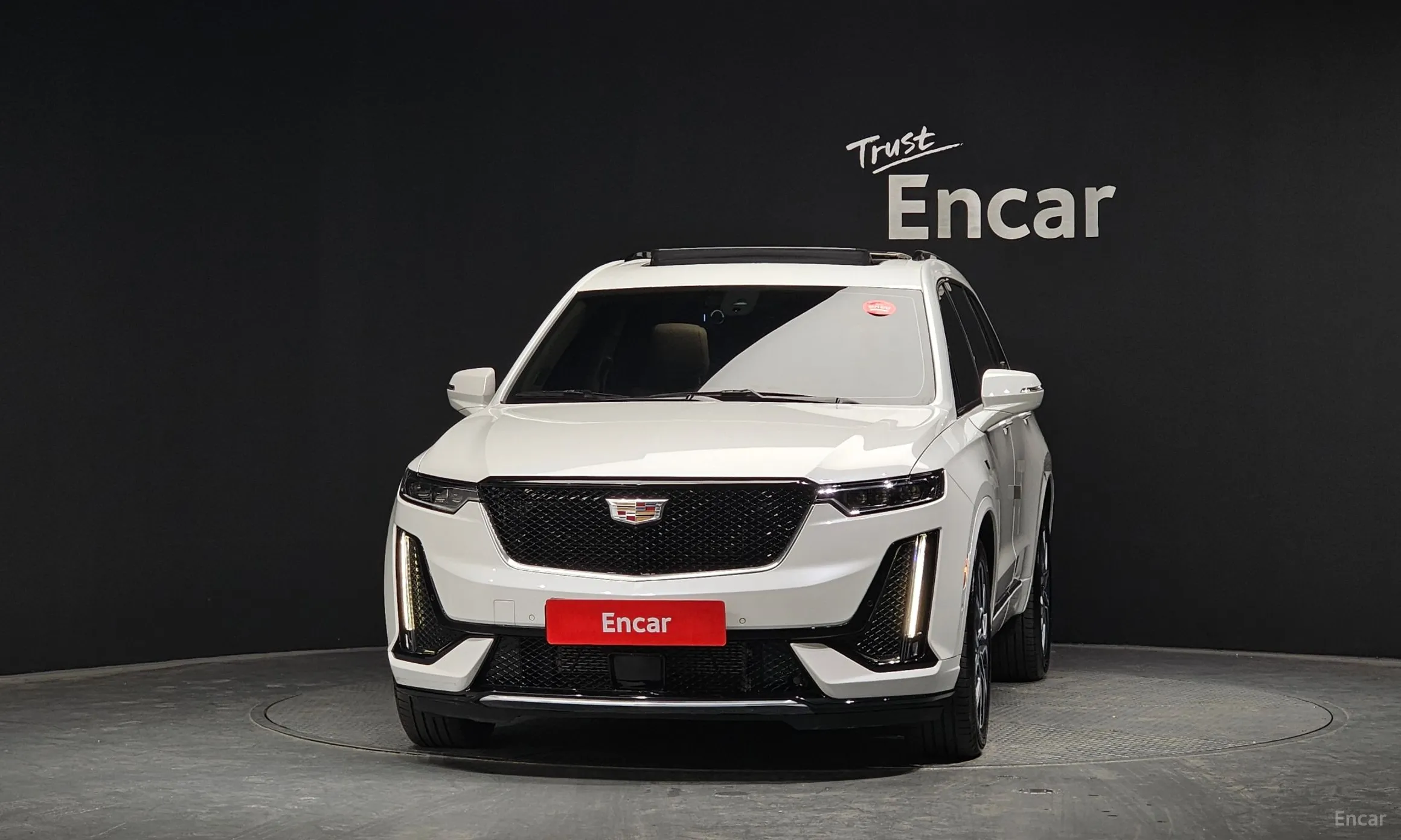 Cadillac XT6 превью 3