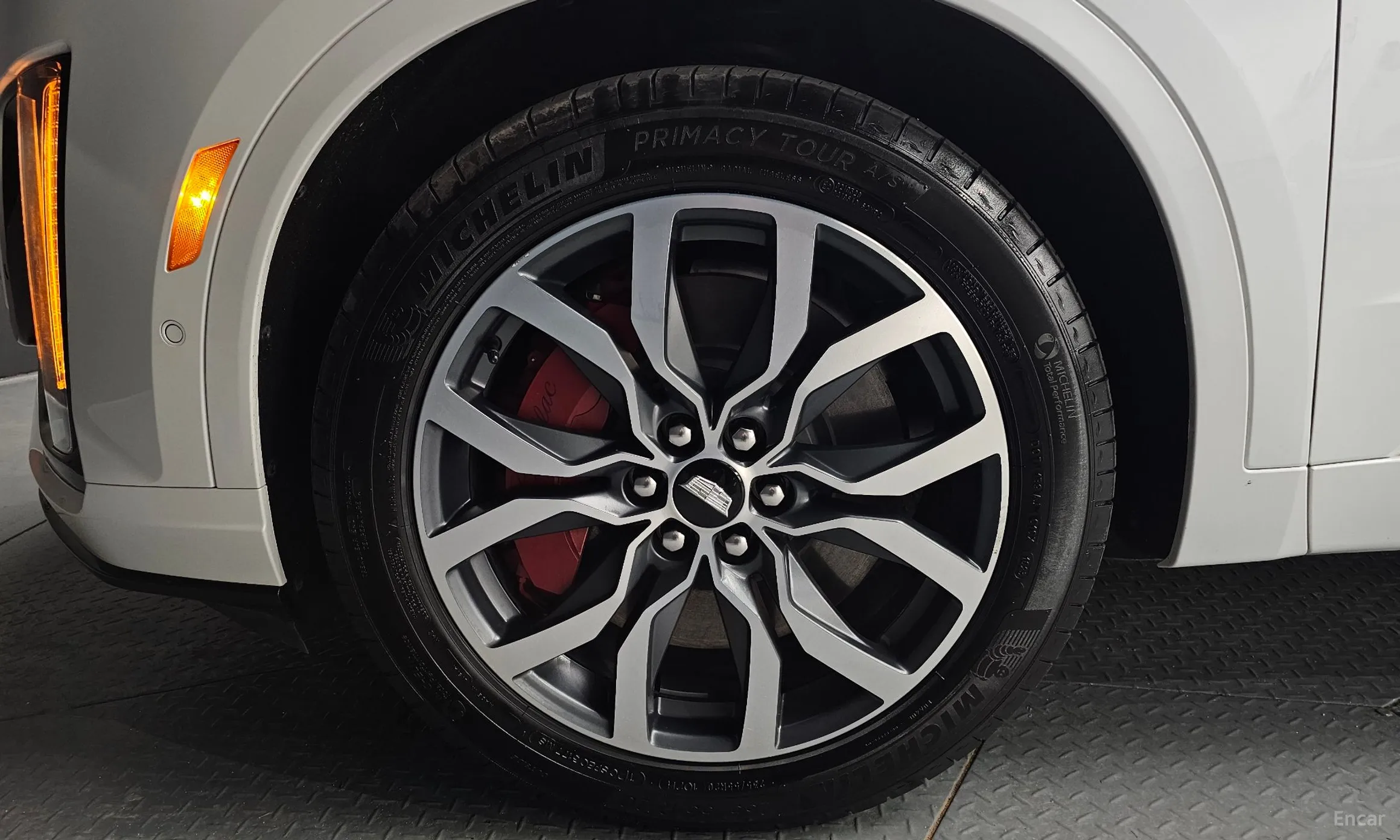 Cadillac XT6 превью 5