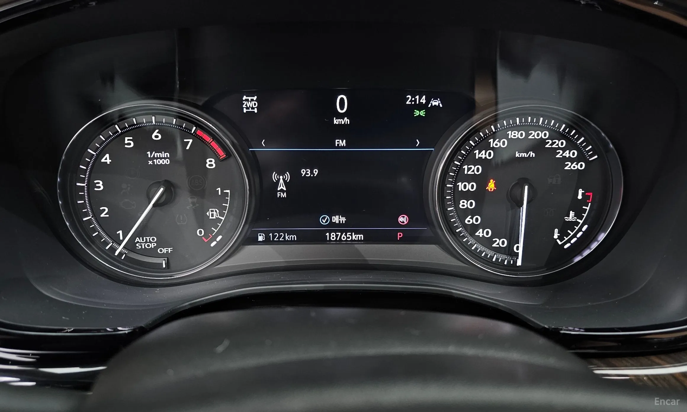 Cadillac XT6 превью 8