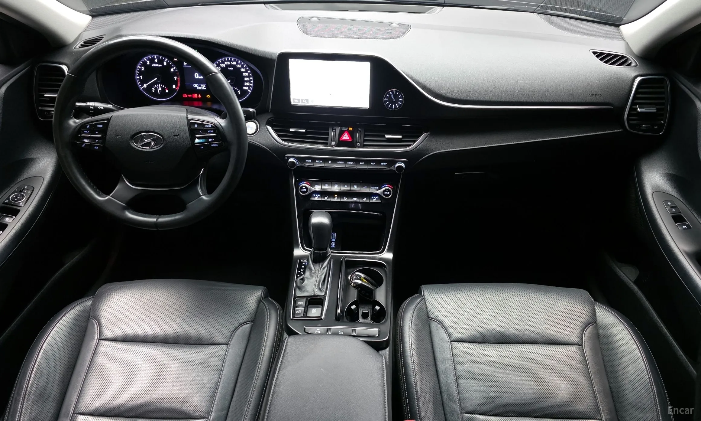 Hyundai Grandeur IG превью 8