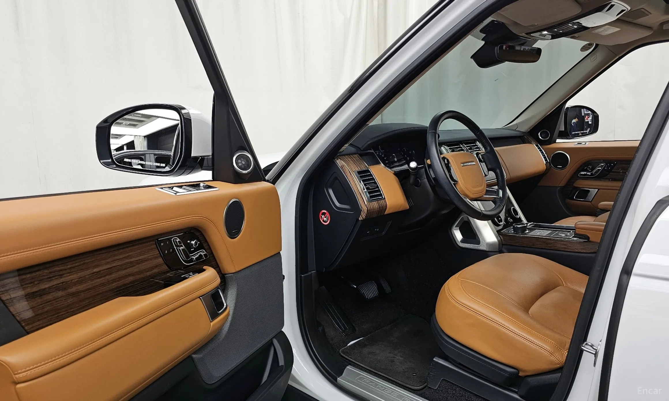 Land Rover Range Rover 4th Generation превью 10