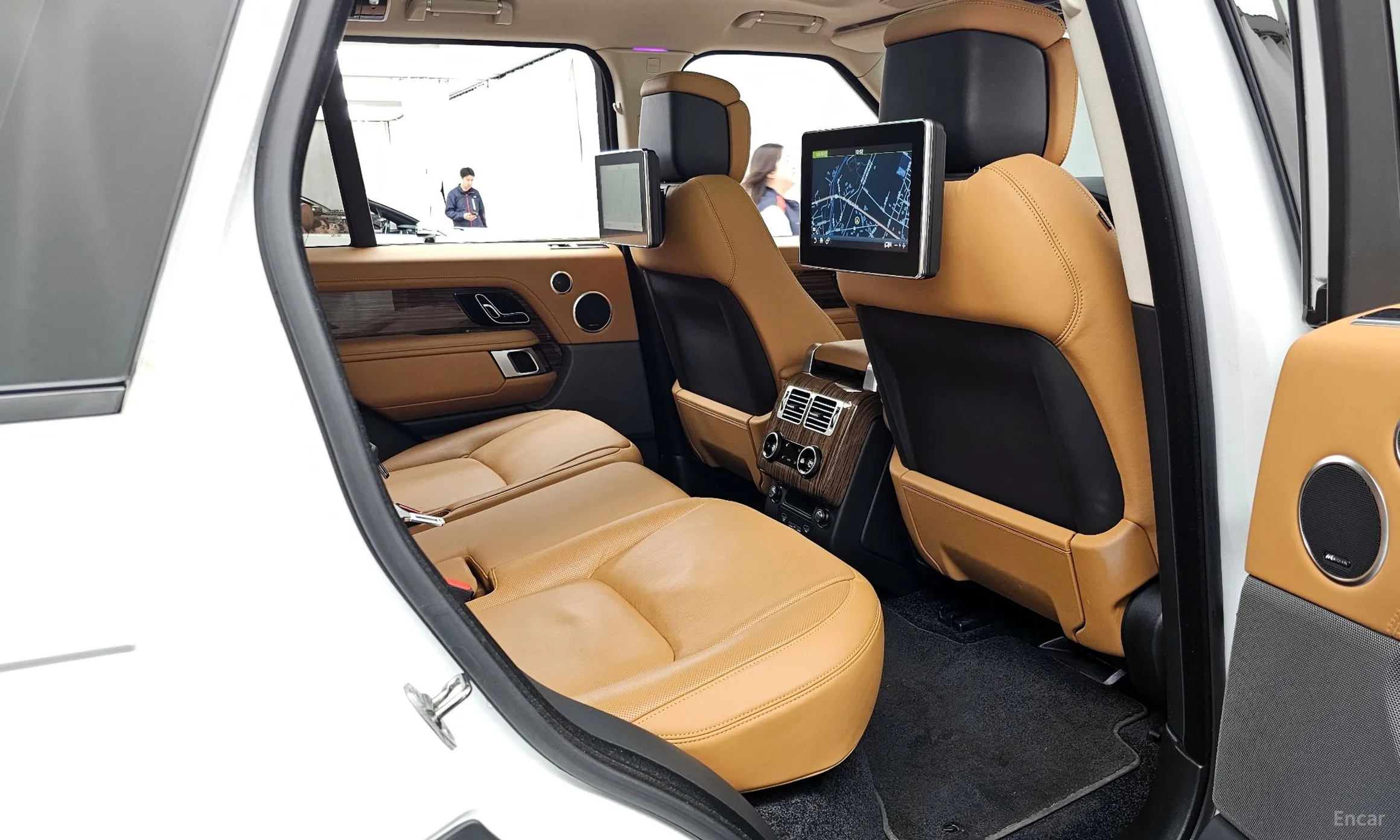 Land Rover Range Rover 4th Generation превью 12