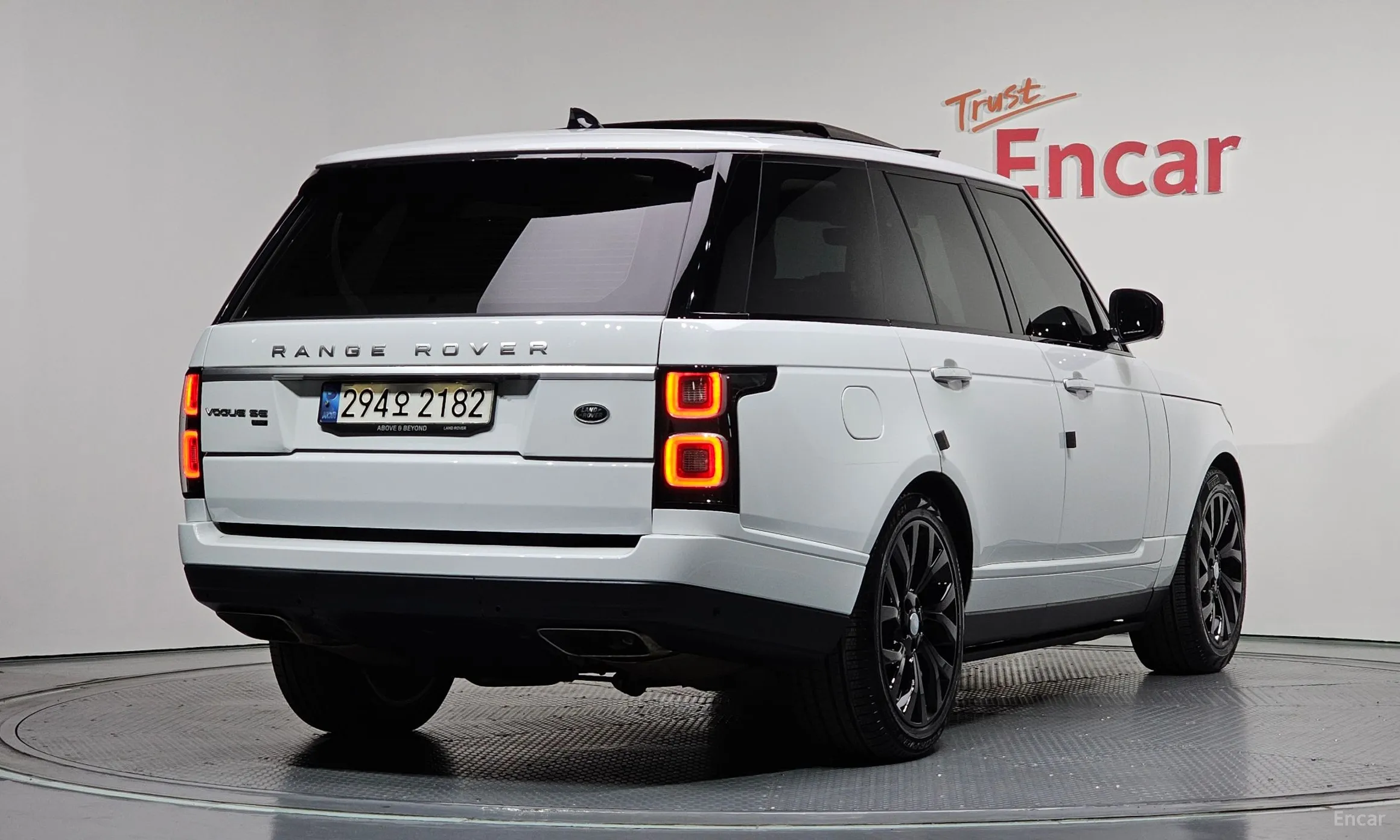 Land Rover Range Rover 4th Generation превью 2