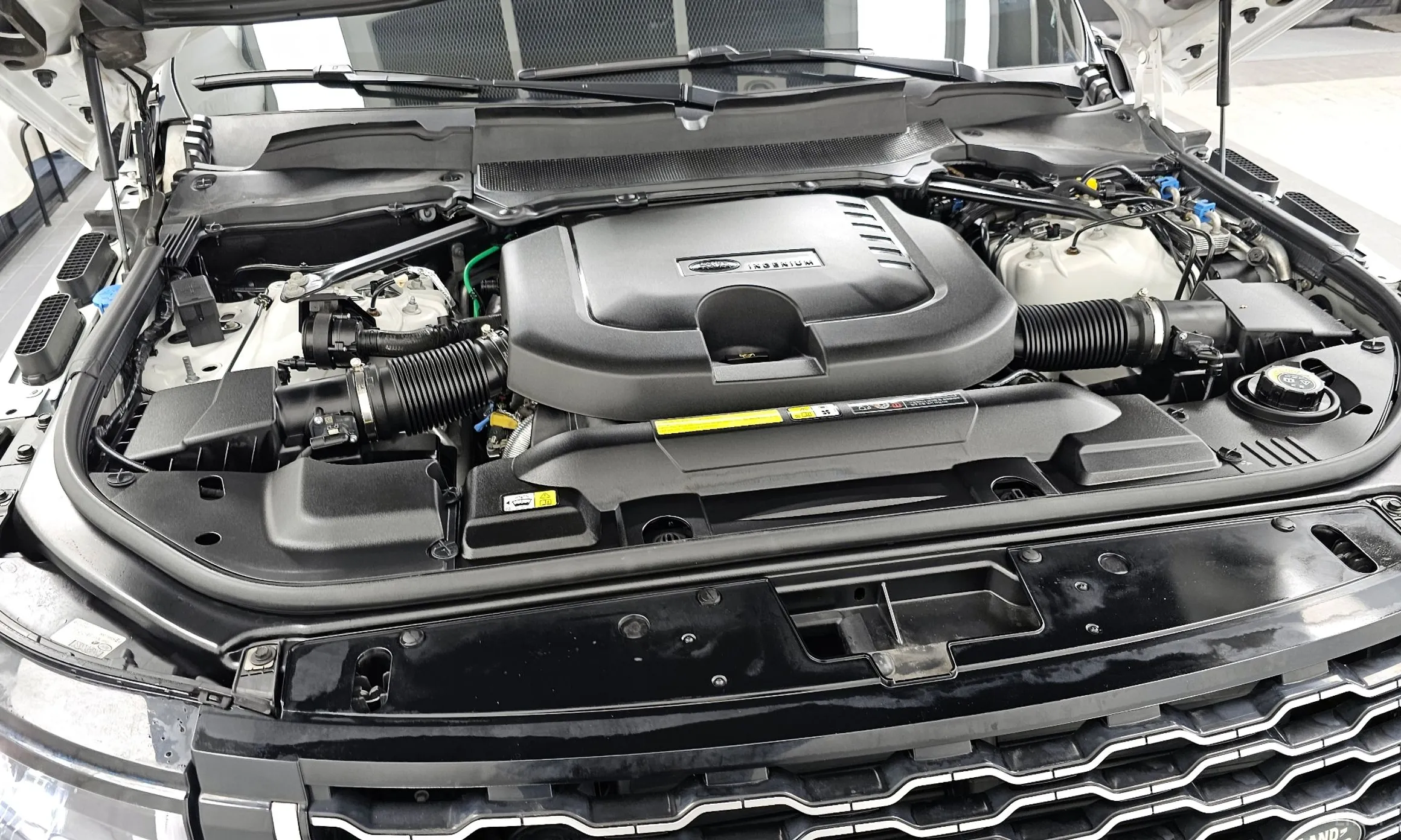Land Rover Range Rover 4th Generation превью 6