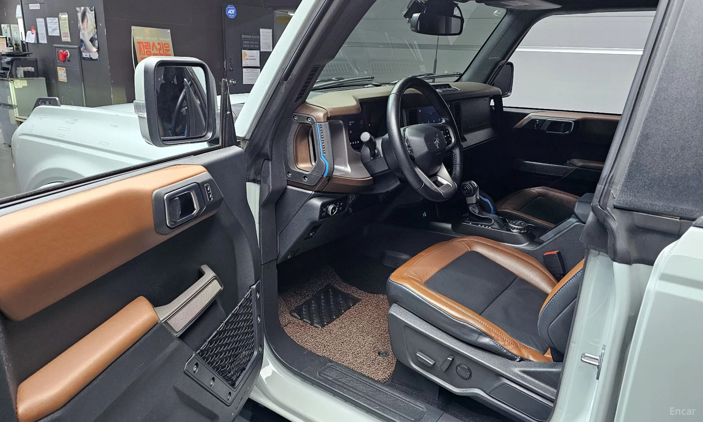 Ford Bronco 6th Generation превью 10
