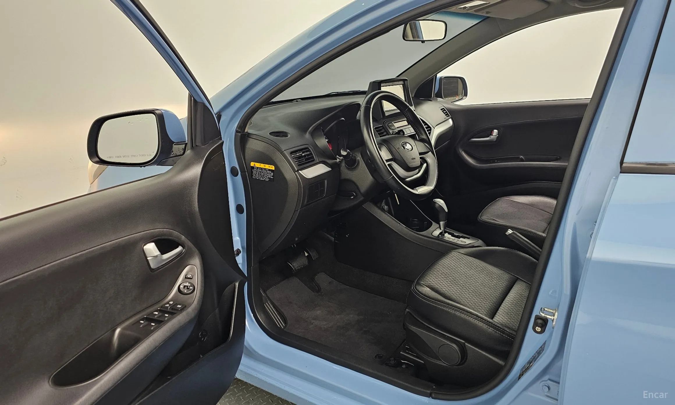 Kia morning превью 10