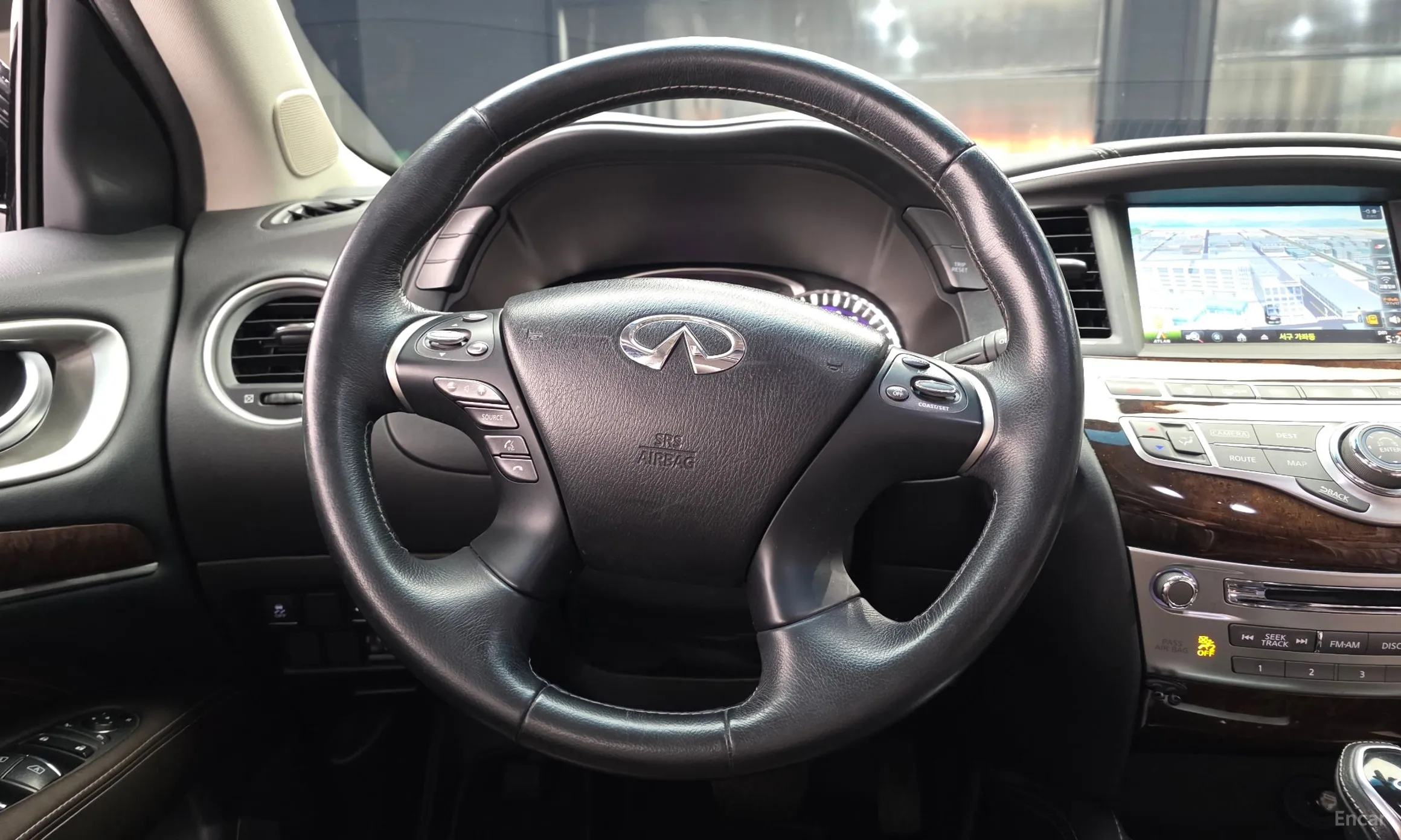 Infiniti QX60 превью 13