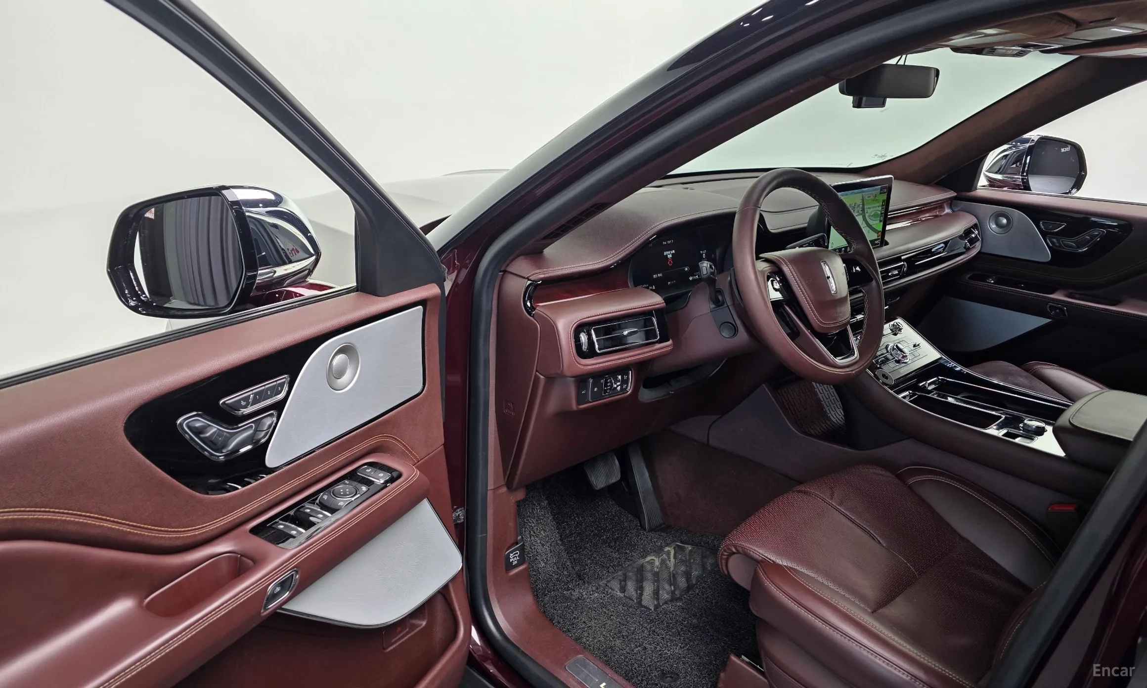Lincoln Aviator 2nd Generation превью 13