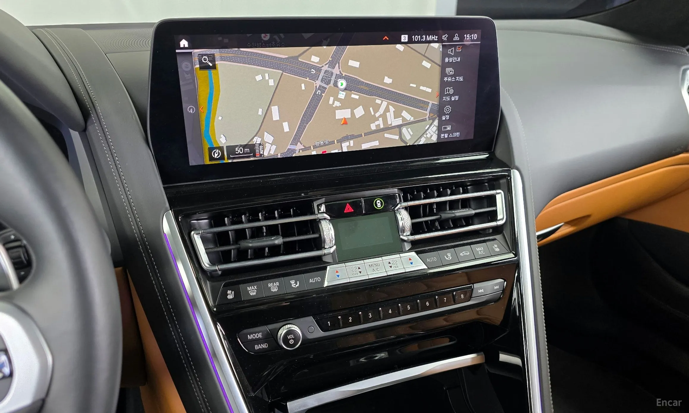 BMW 8-series (G15) превью 14
