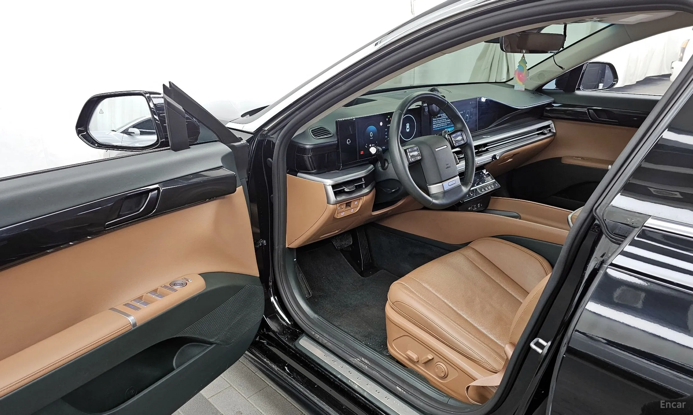 Hyundai Grandeur (GN7) превью 10