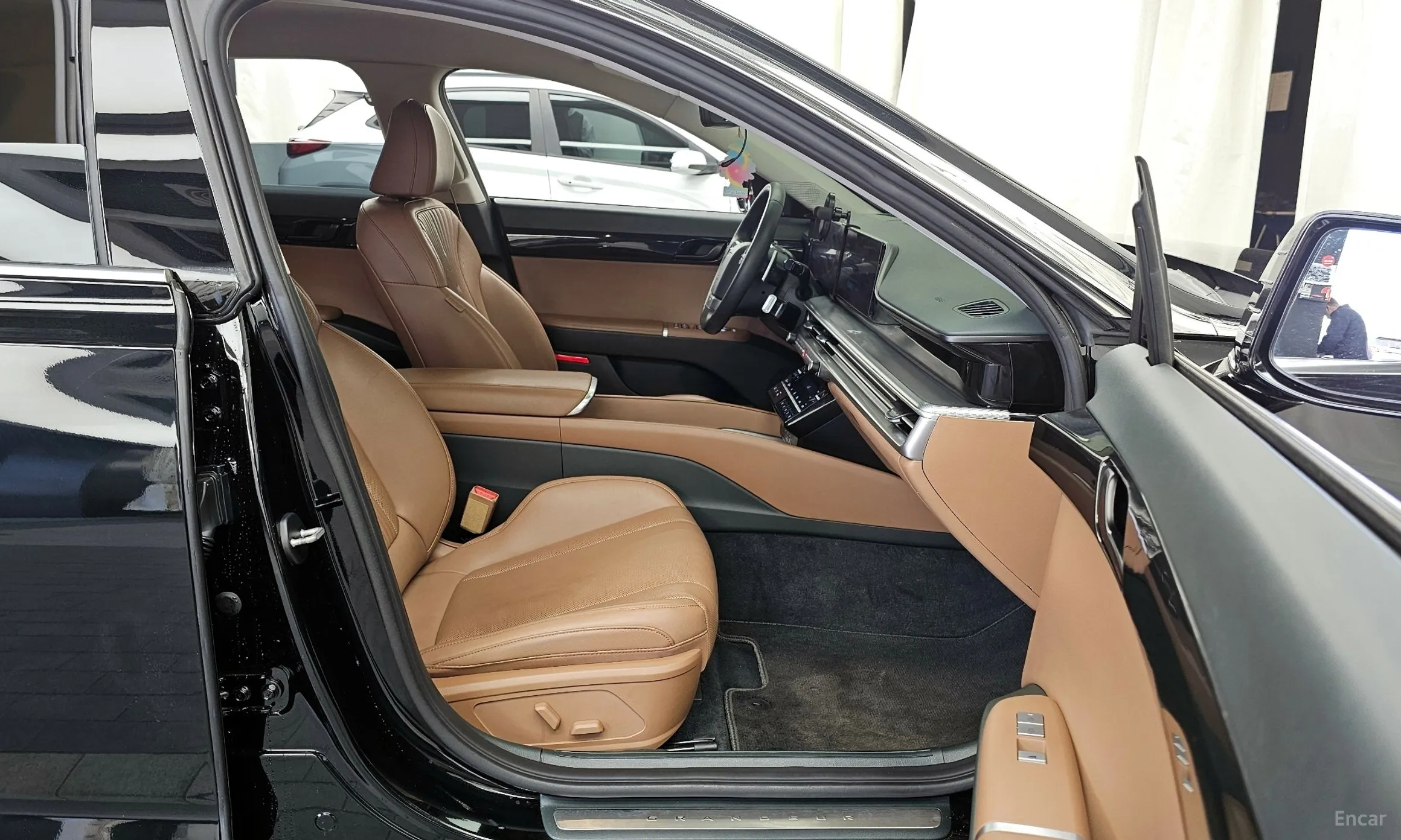 Hyundai Grandeur (GN7) превью 11