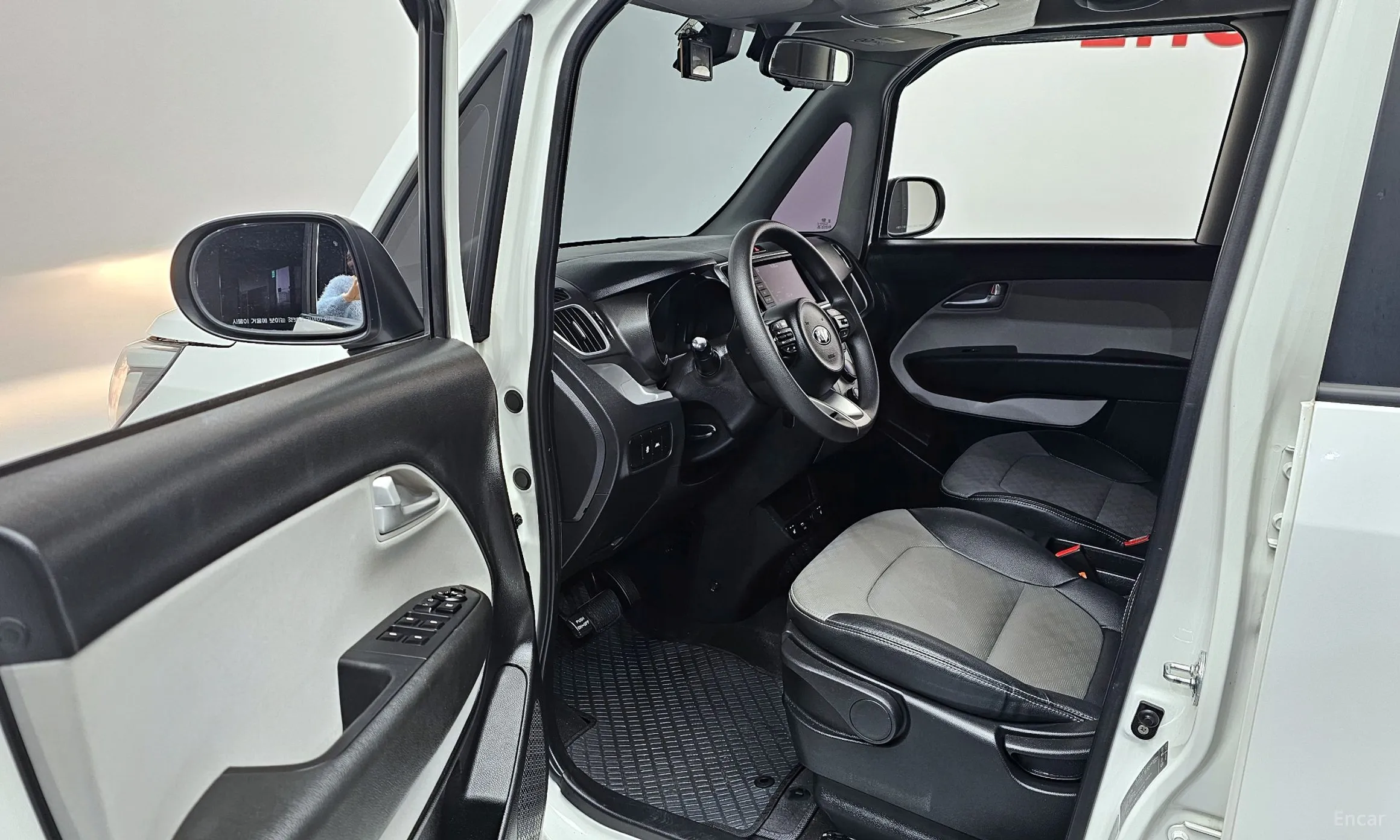 Kia Ray превью 10