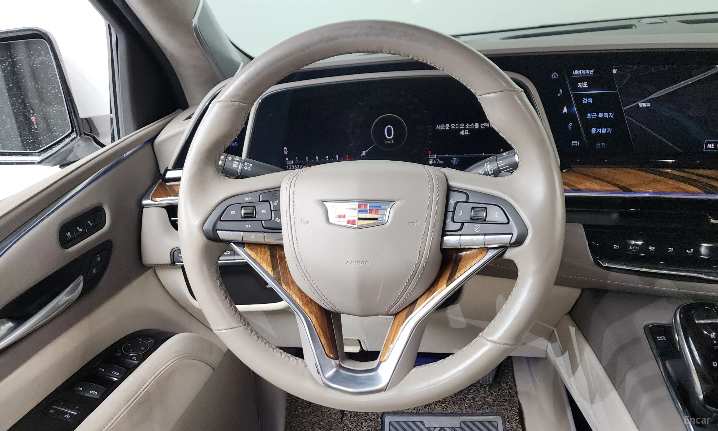 Cadillac Escalade 5th Generation превью 12