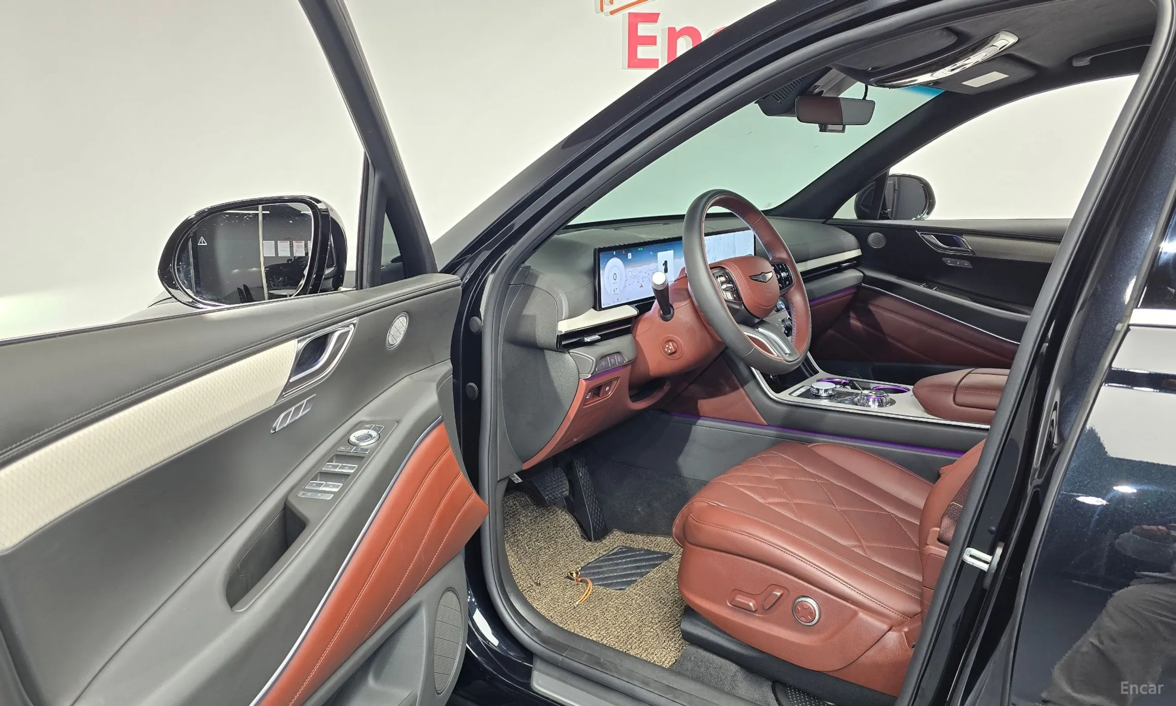 Genesis GV80 превью 10