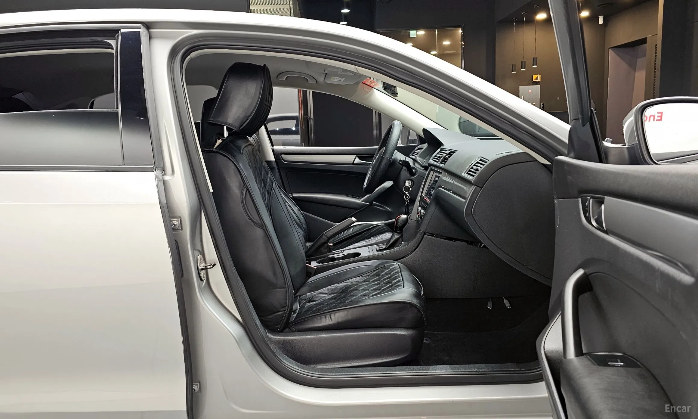 Volkswagen The New Passat превью 11