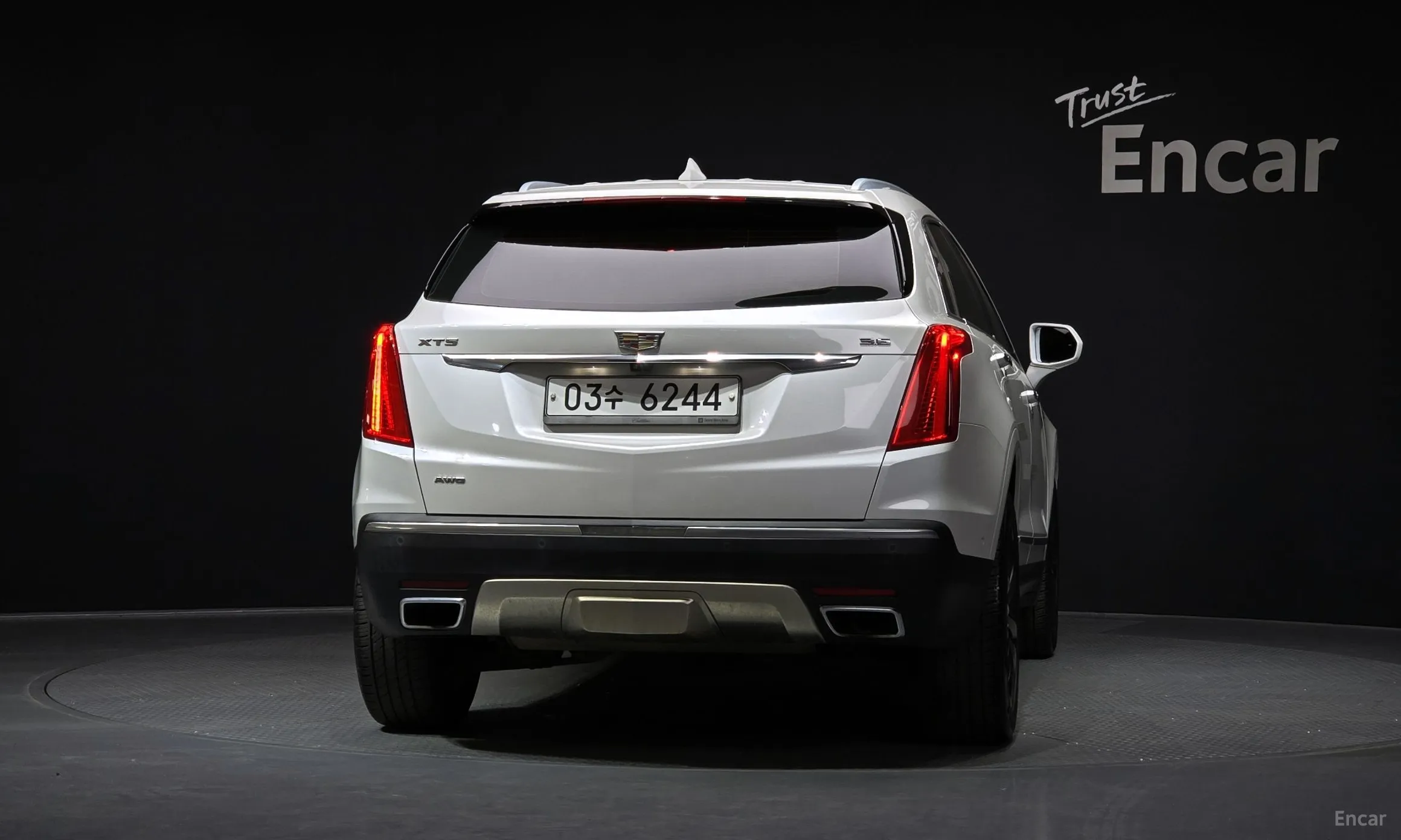 Cadillac XT5 превью 4