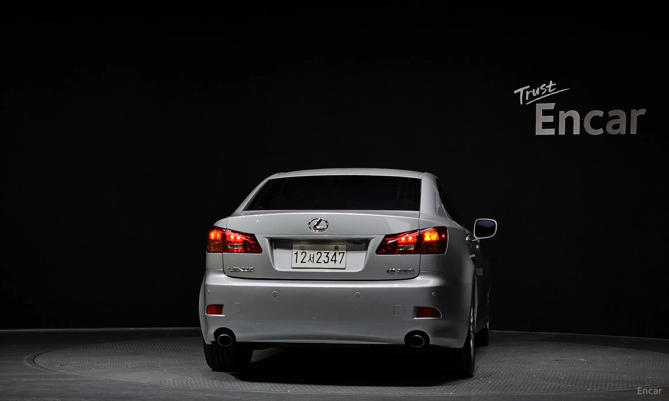 Lexus IS250 превью 4