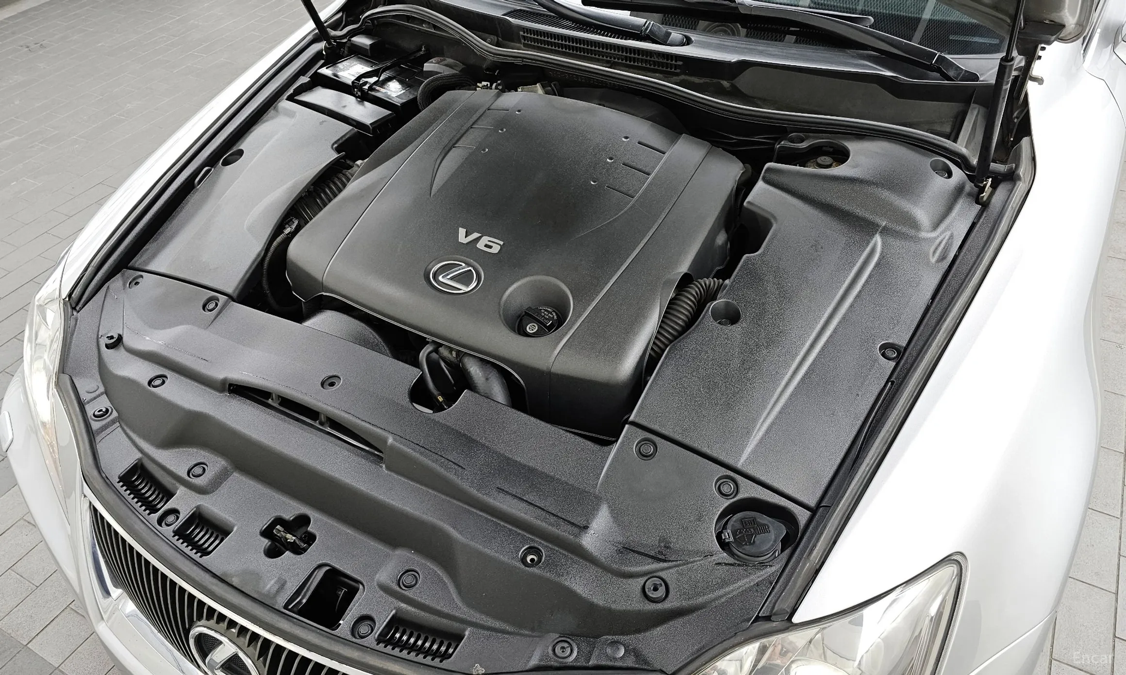 Lexus IS250 превью 6