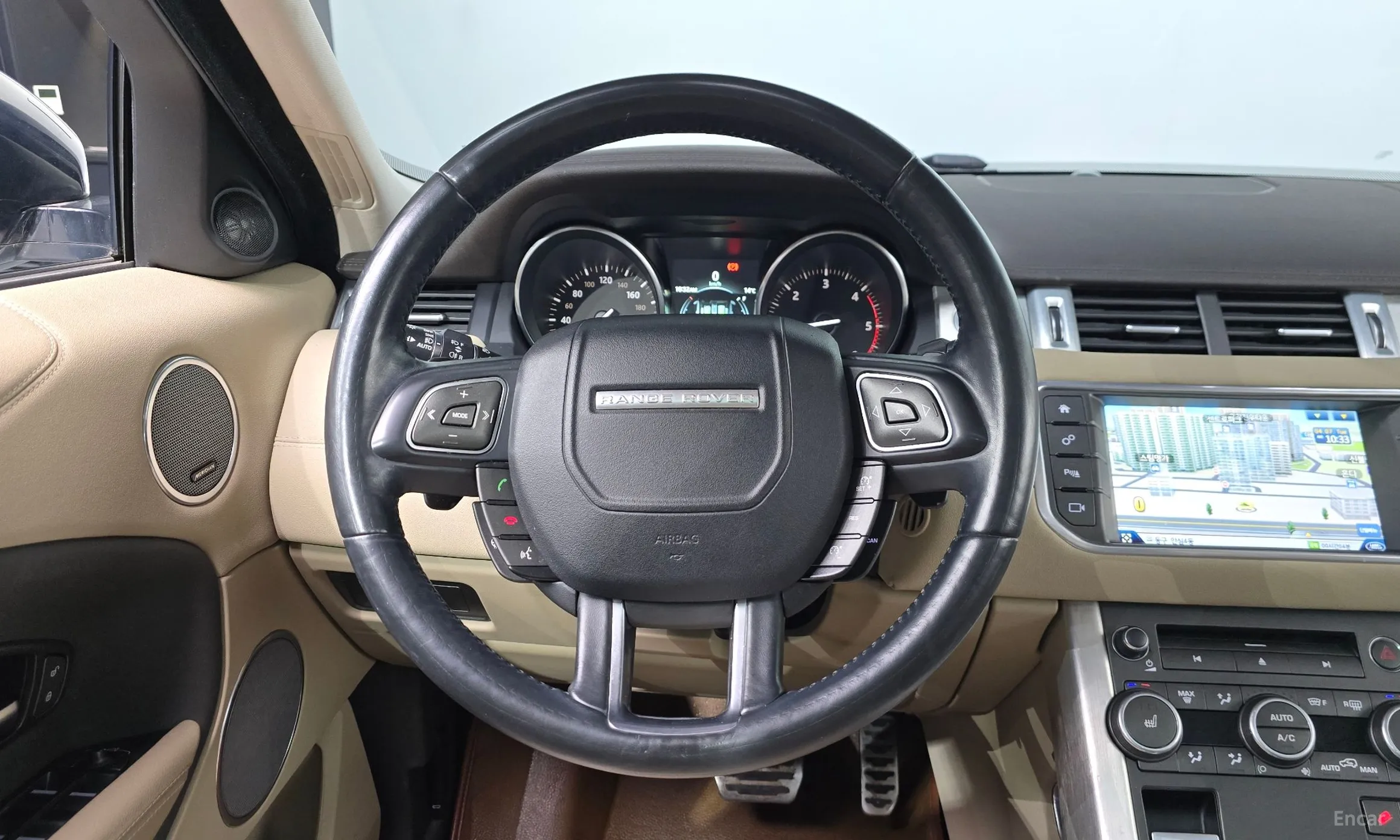 Land Rover Range Rover Evoque превью 12