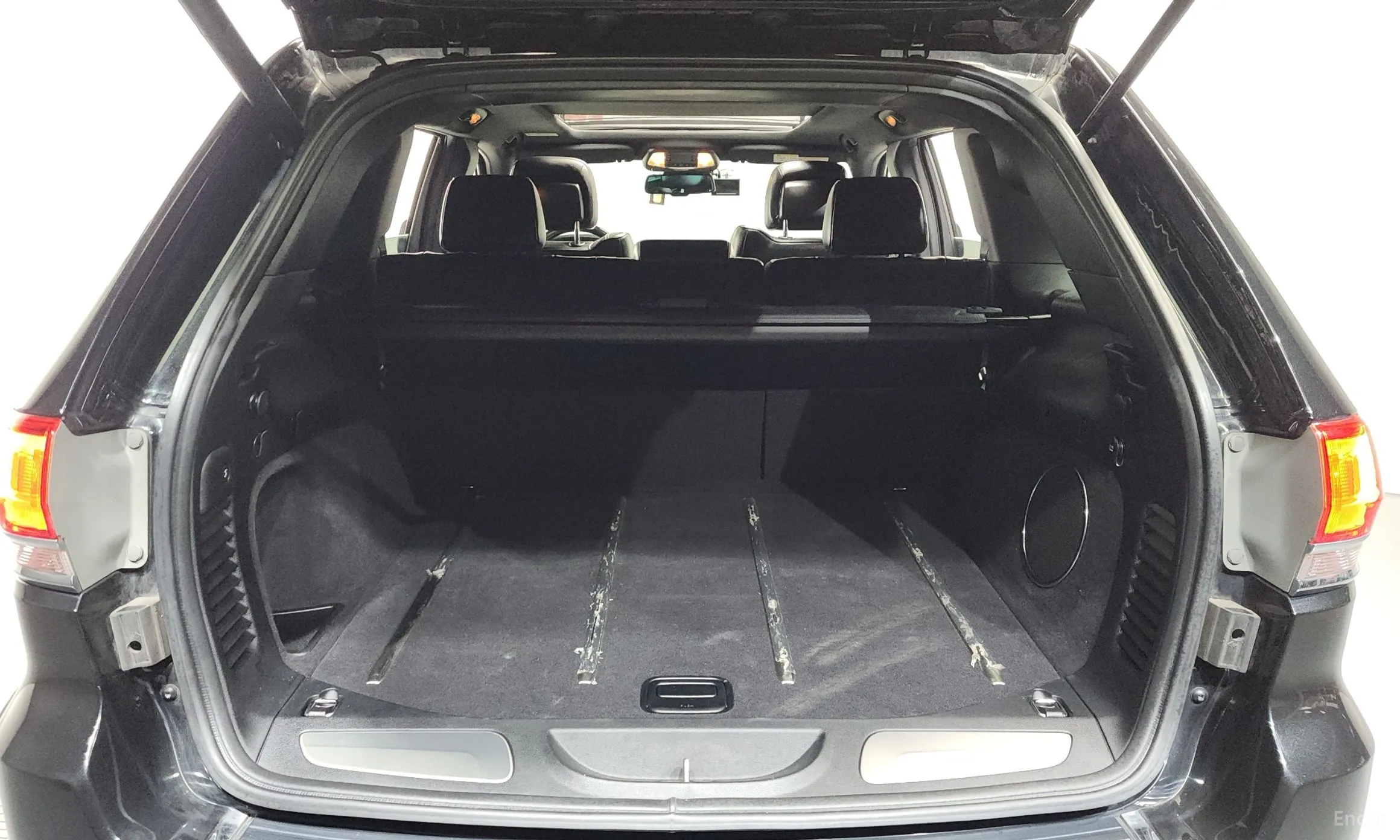 Jeep Grand Cherokee превью 16