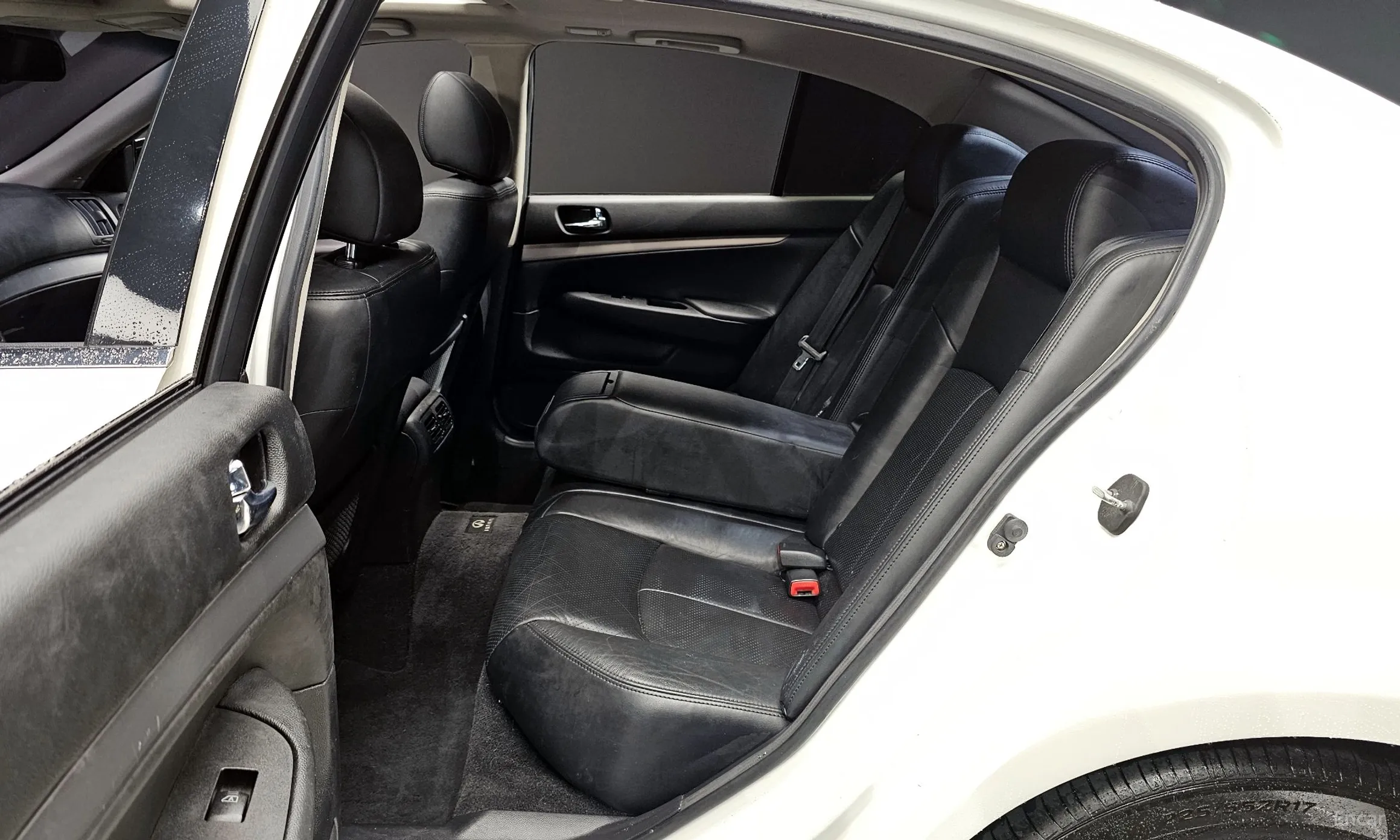 Infiniti G25 превью 12