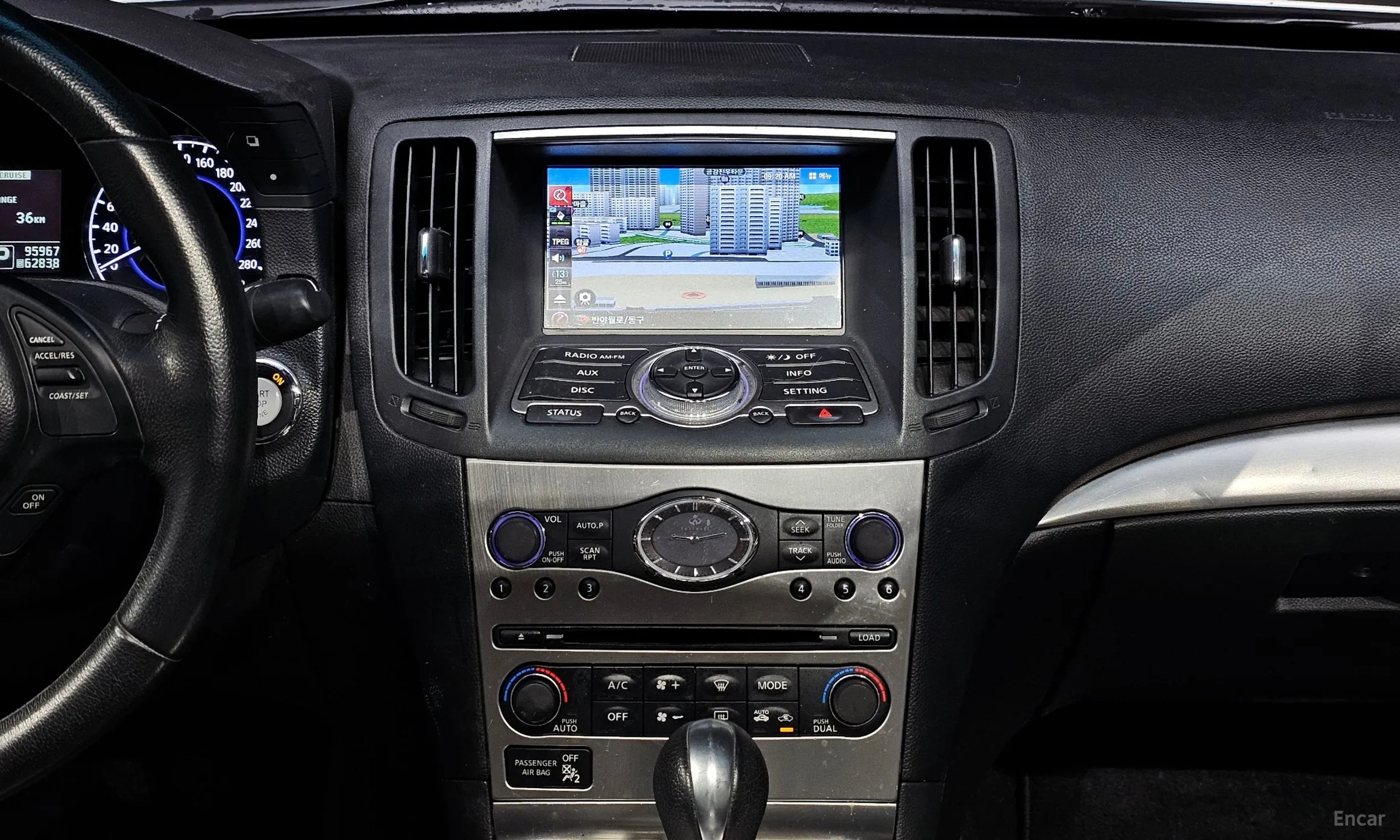 Infiniti G25 превью 15