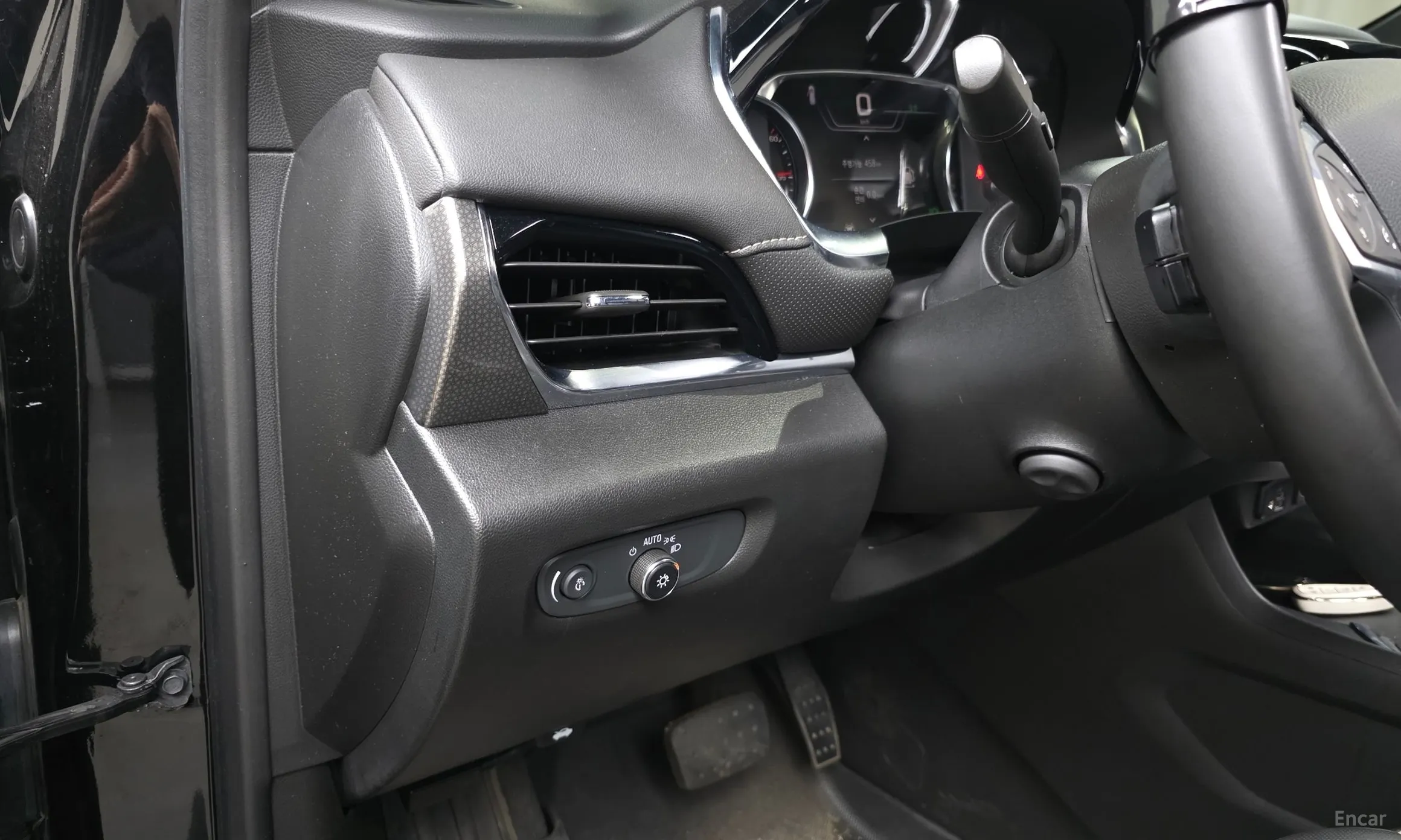 Chevrolet (GM Daewoo) Traverse превью 13