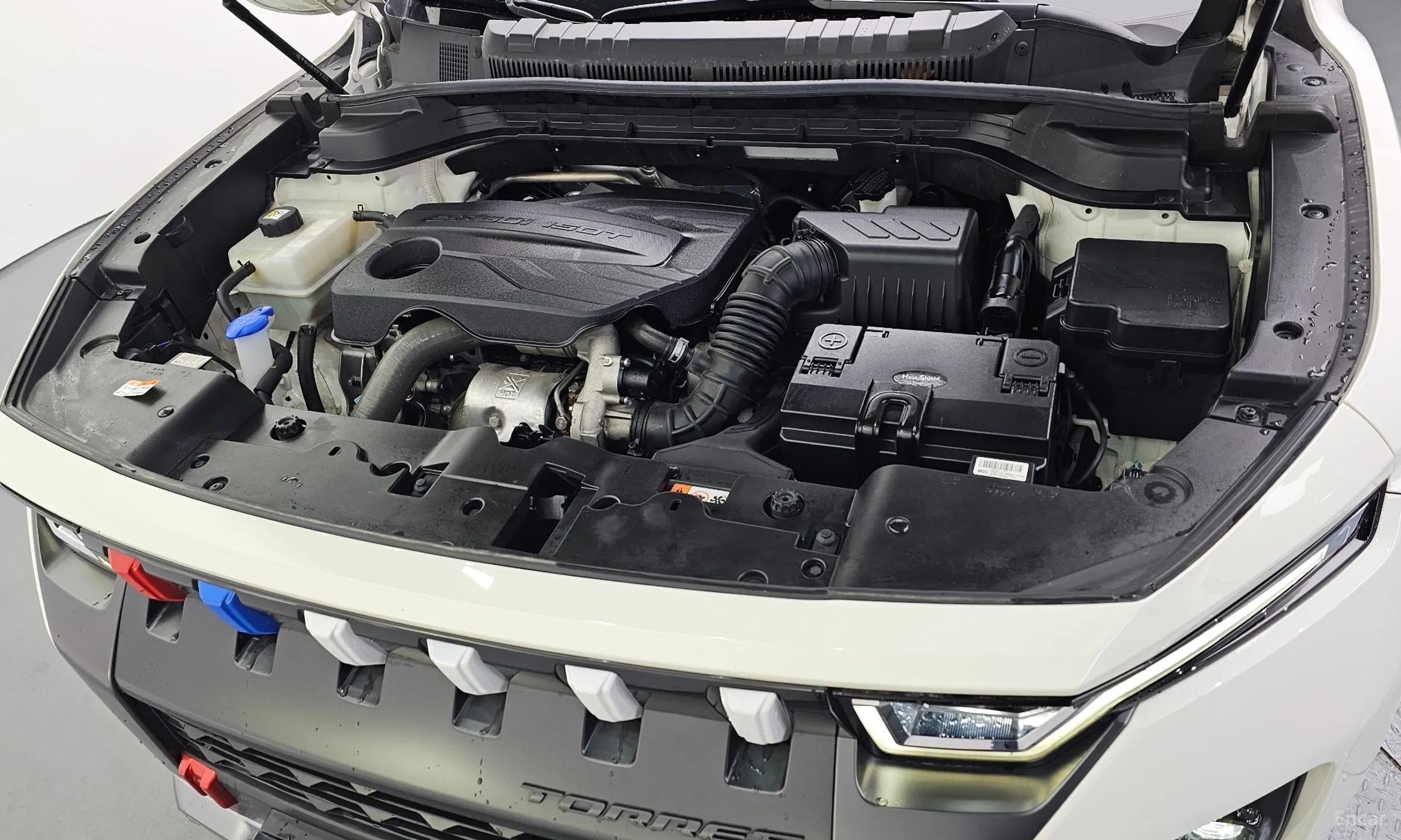 KG Mobility (SsangYong) Torres превью 6