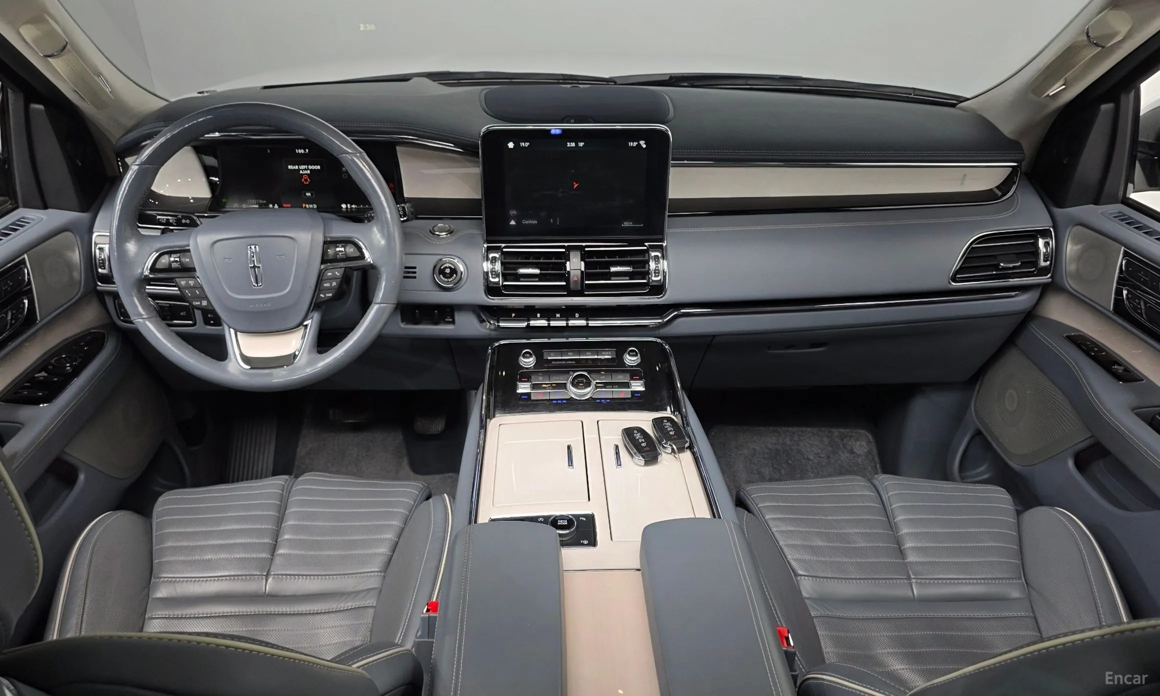 Lincoln Navigator 4th generation превью 7