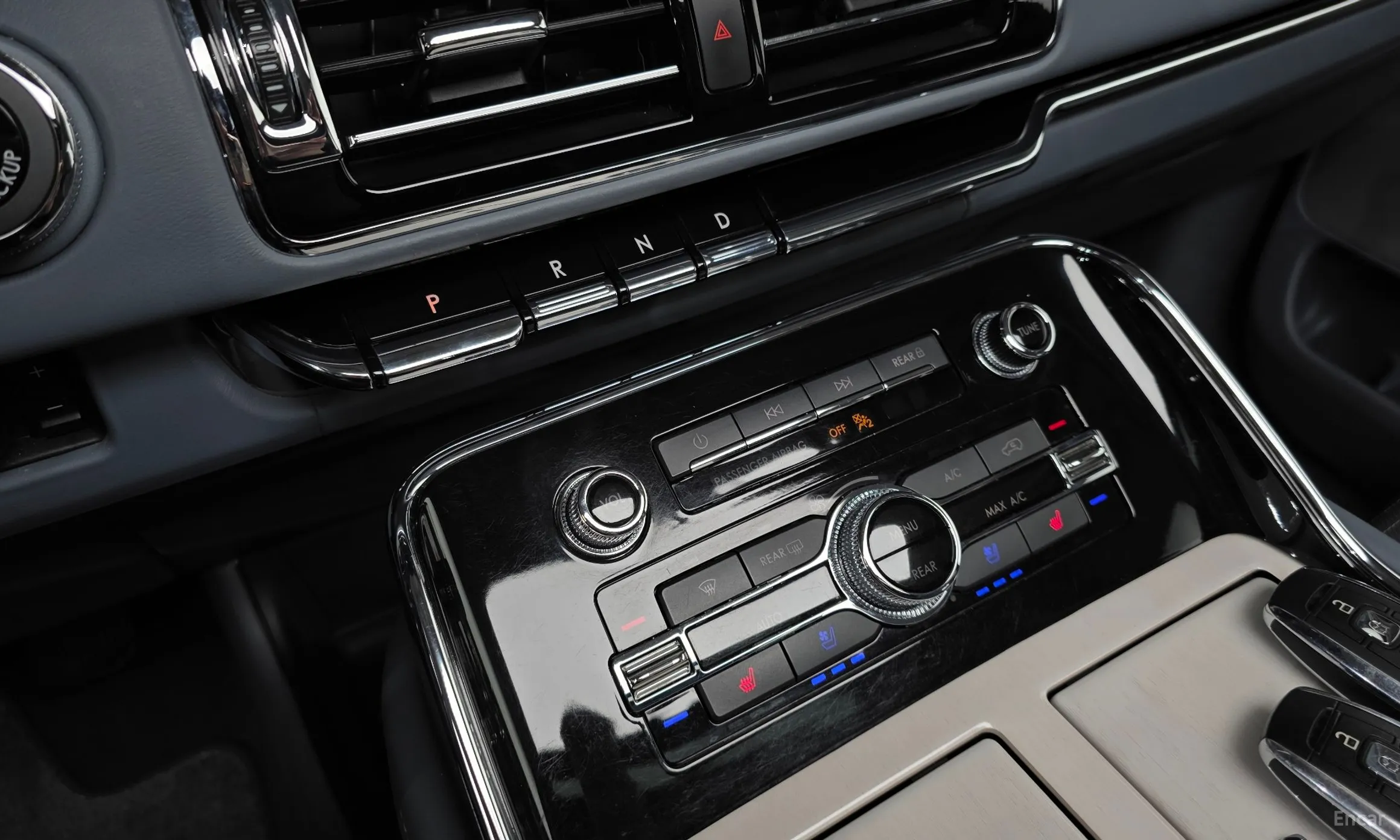 Lincoln Navigator 4th generation превью 9