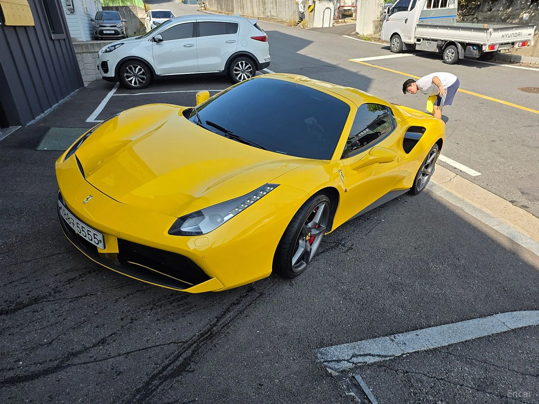 Ferrari 488 Spider превью 3