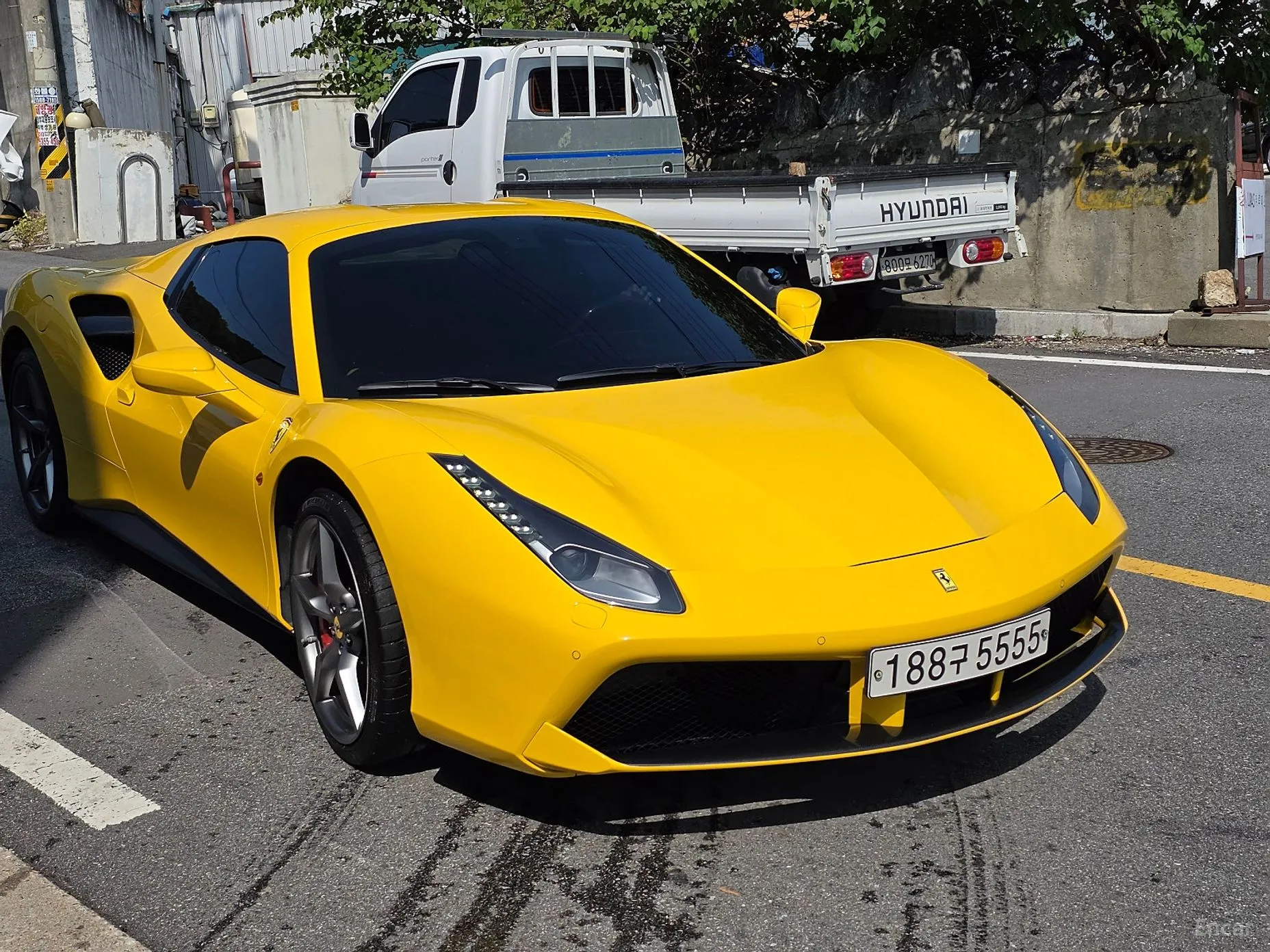 Ferrari 488 Spider превью 5
