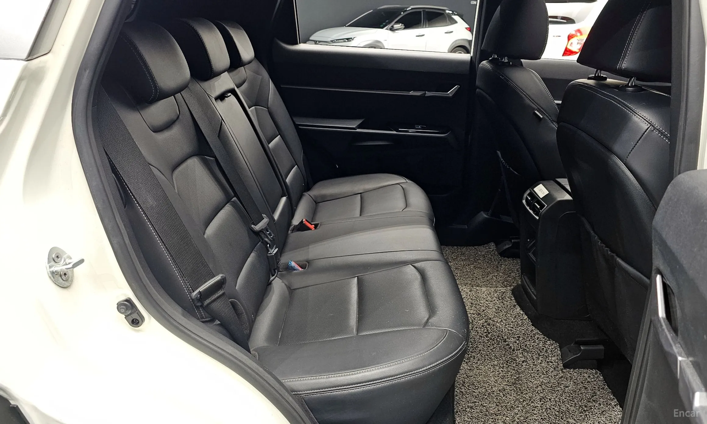 KG Mobility (SsangYong) Torres превью 11