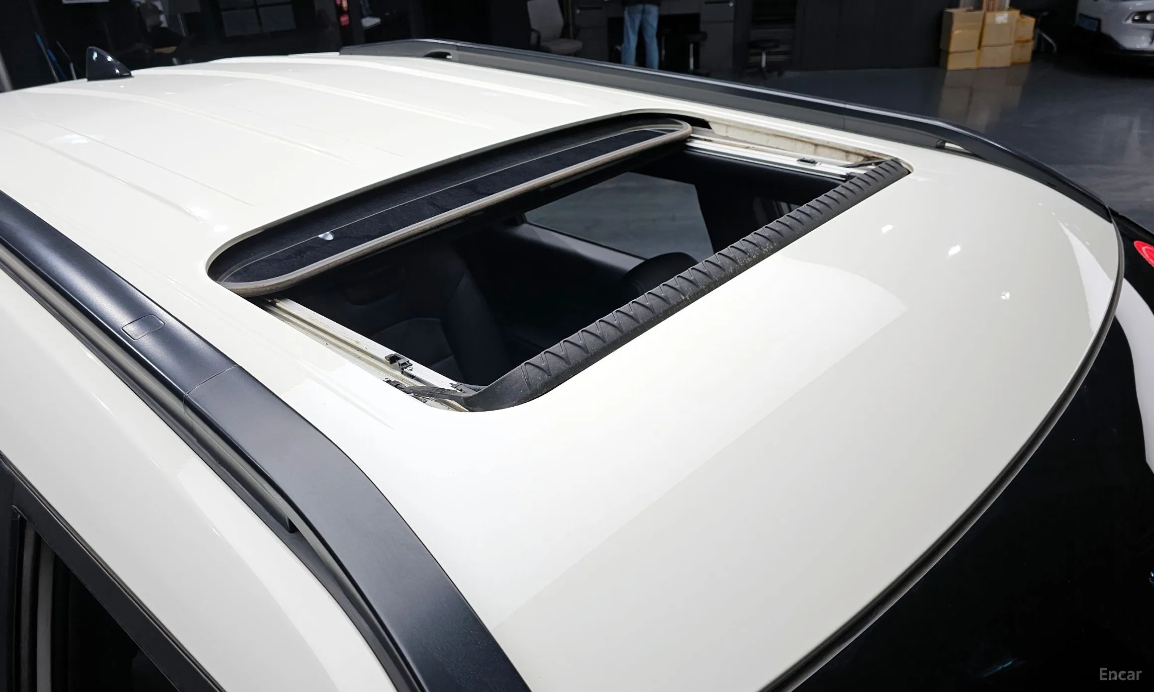 KG Mobility (SsangYong) Torres превью 18