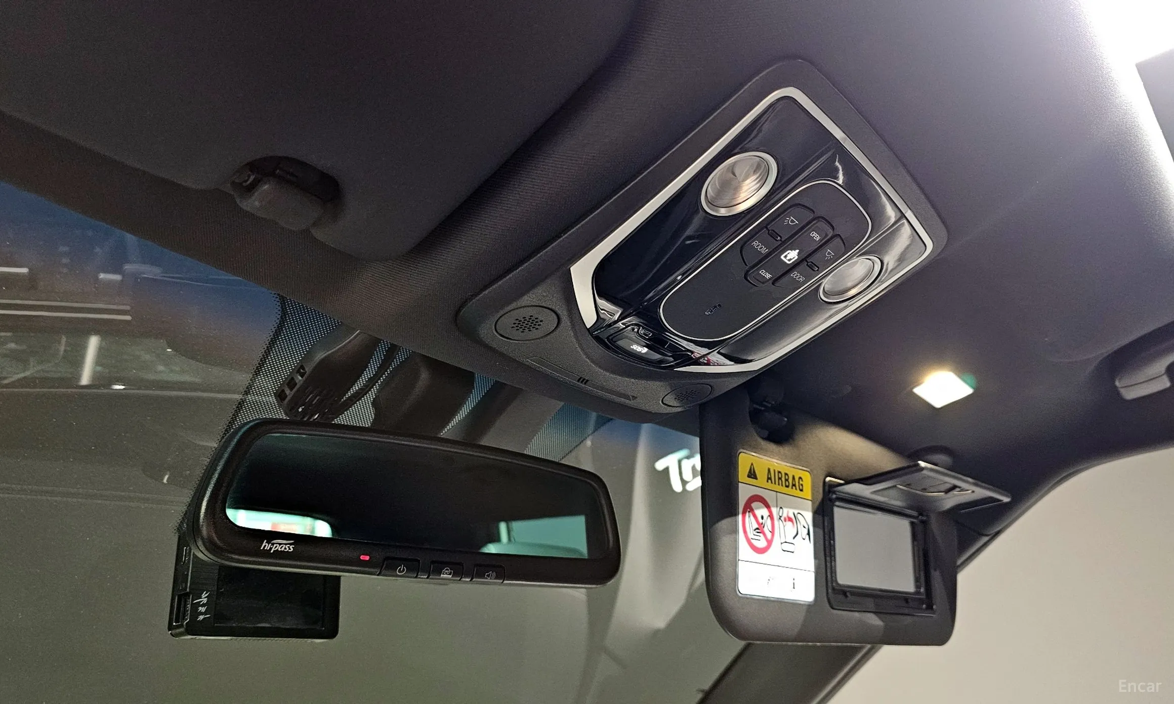 KG Mobility (SsangYong) Torres превью 20