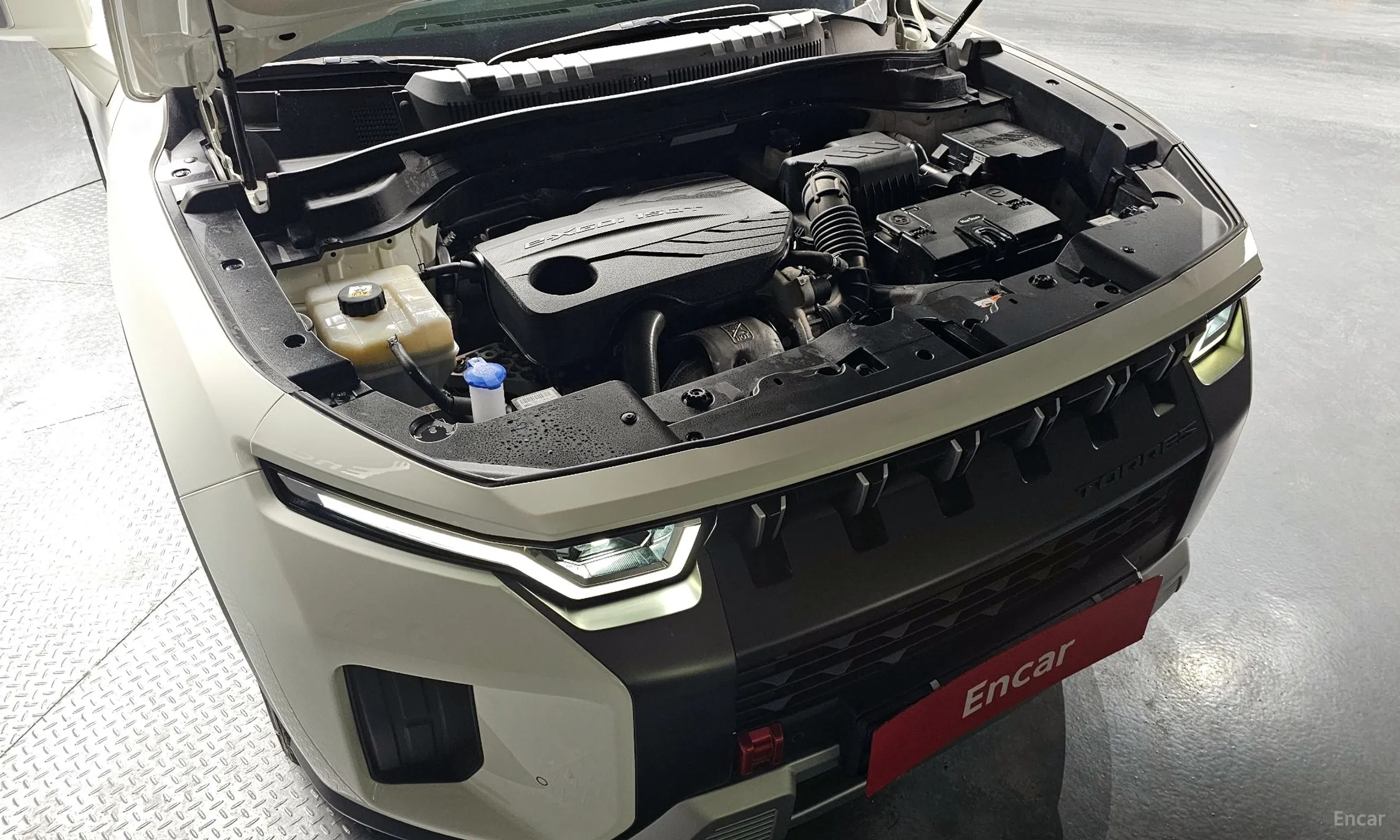 KG Mobility (SsangYong) Torres превью 6