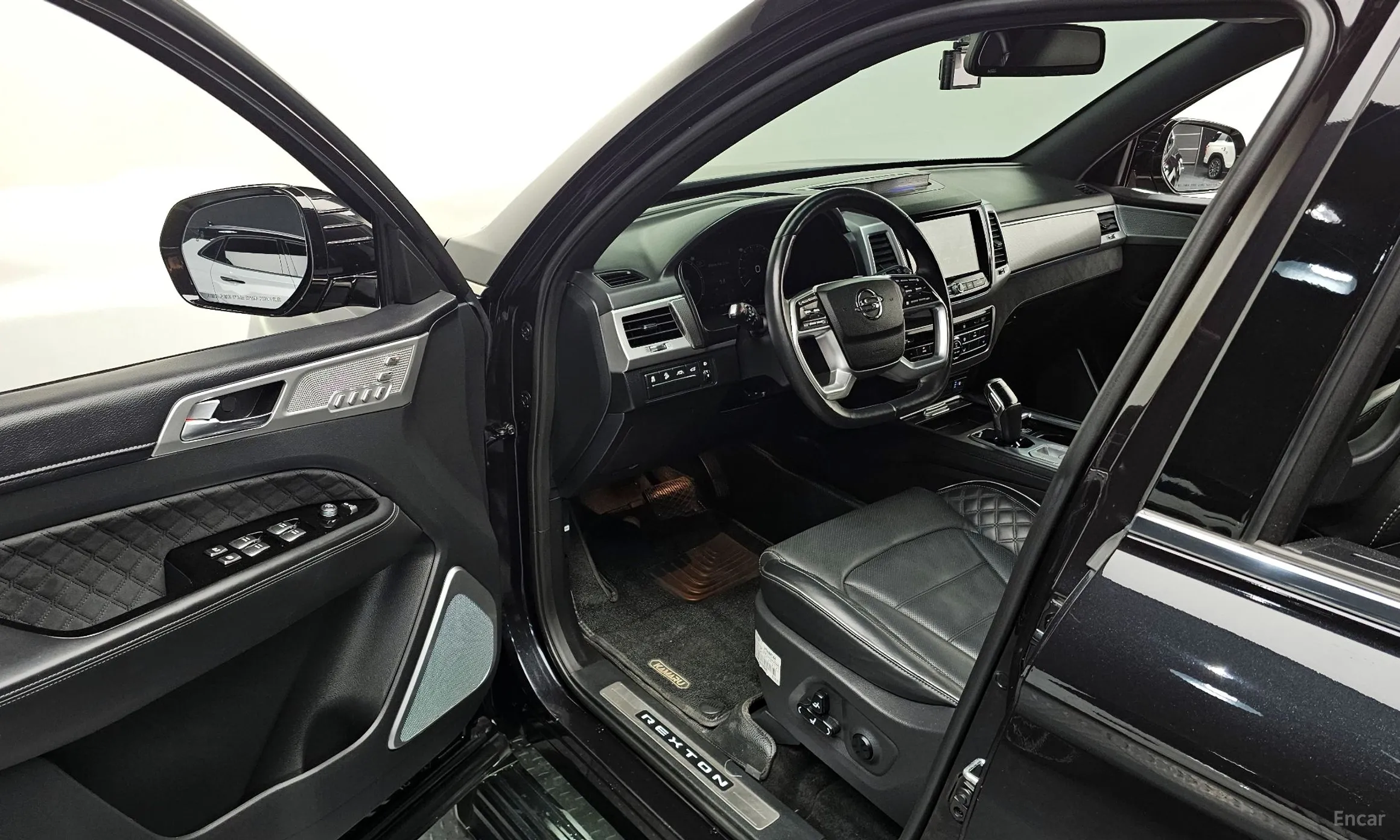 KG Mobility (SsangYong) Rexton превью 11