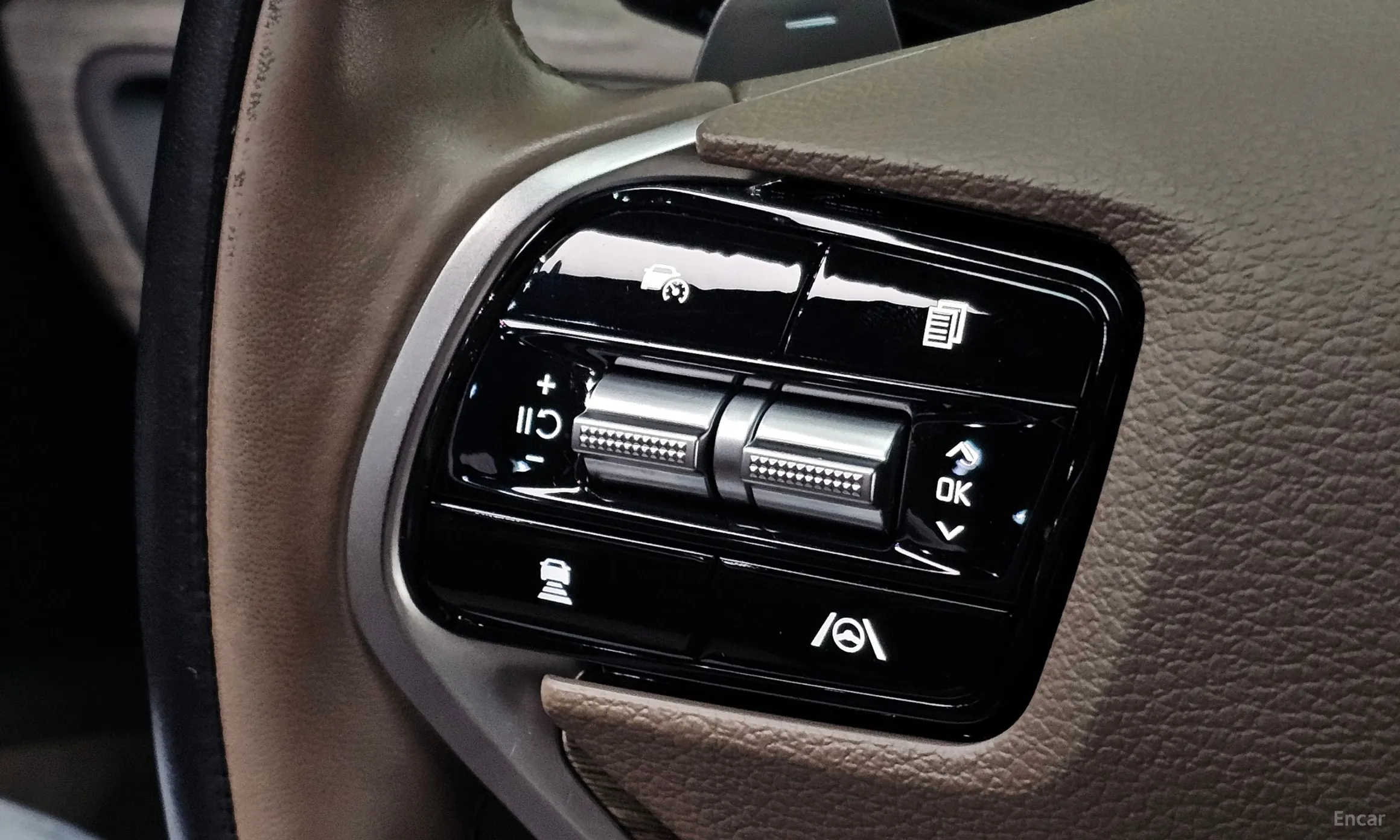 Kia K8 превью 17