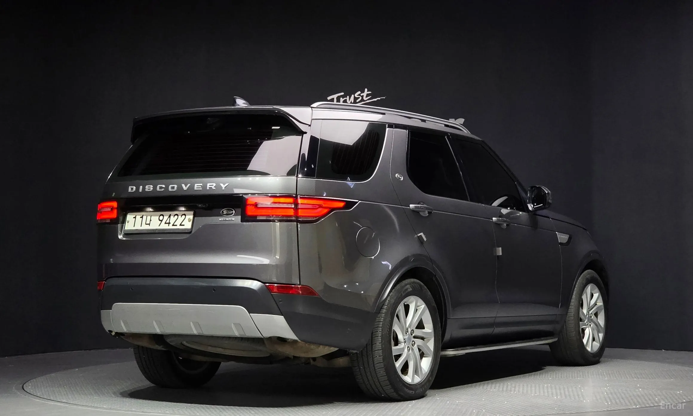 Land Rover Discovery 5 превью 2