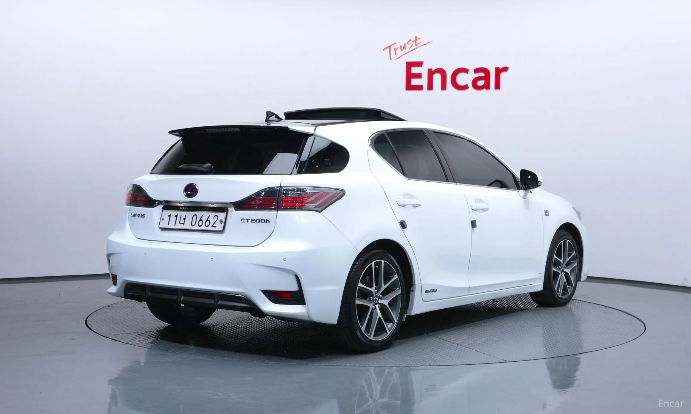 Lexus CT200h