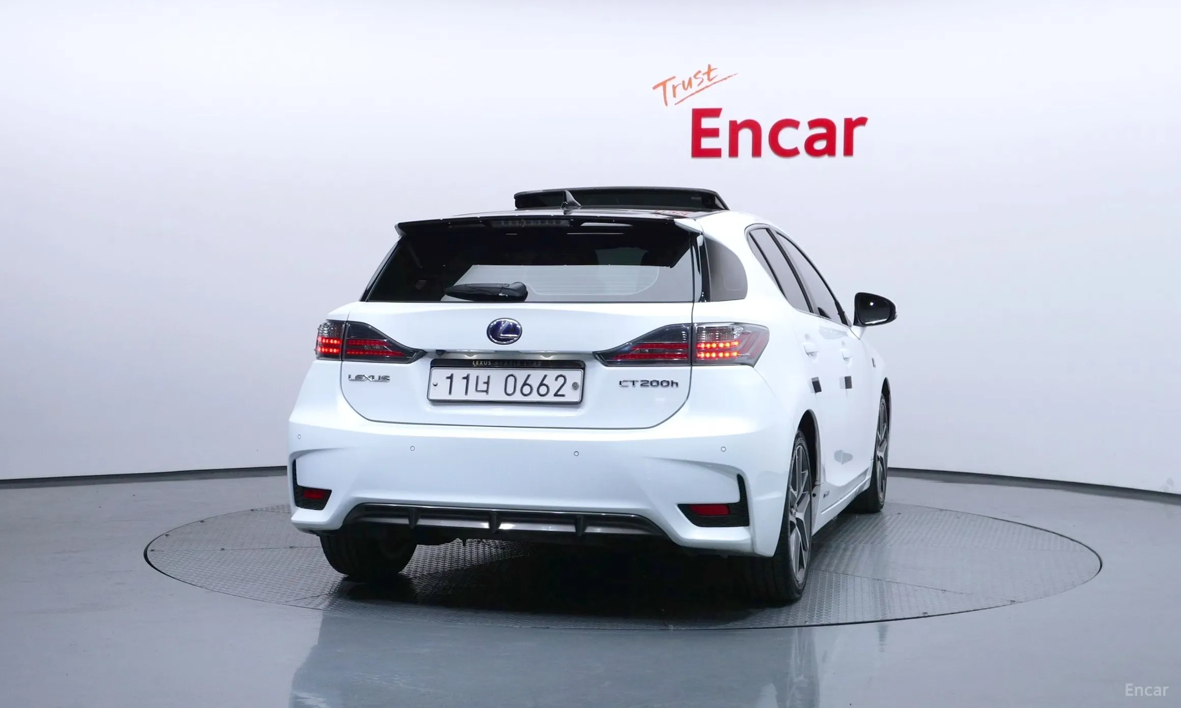 Lexus CT200h превью 4