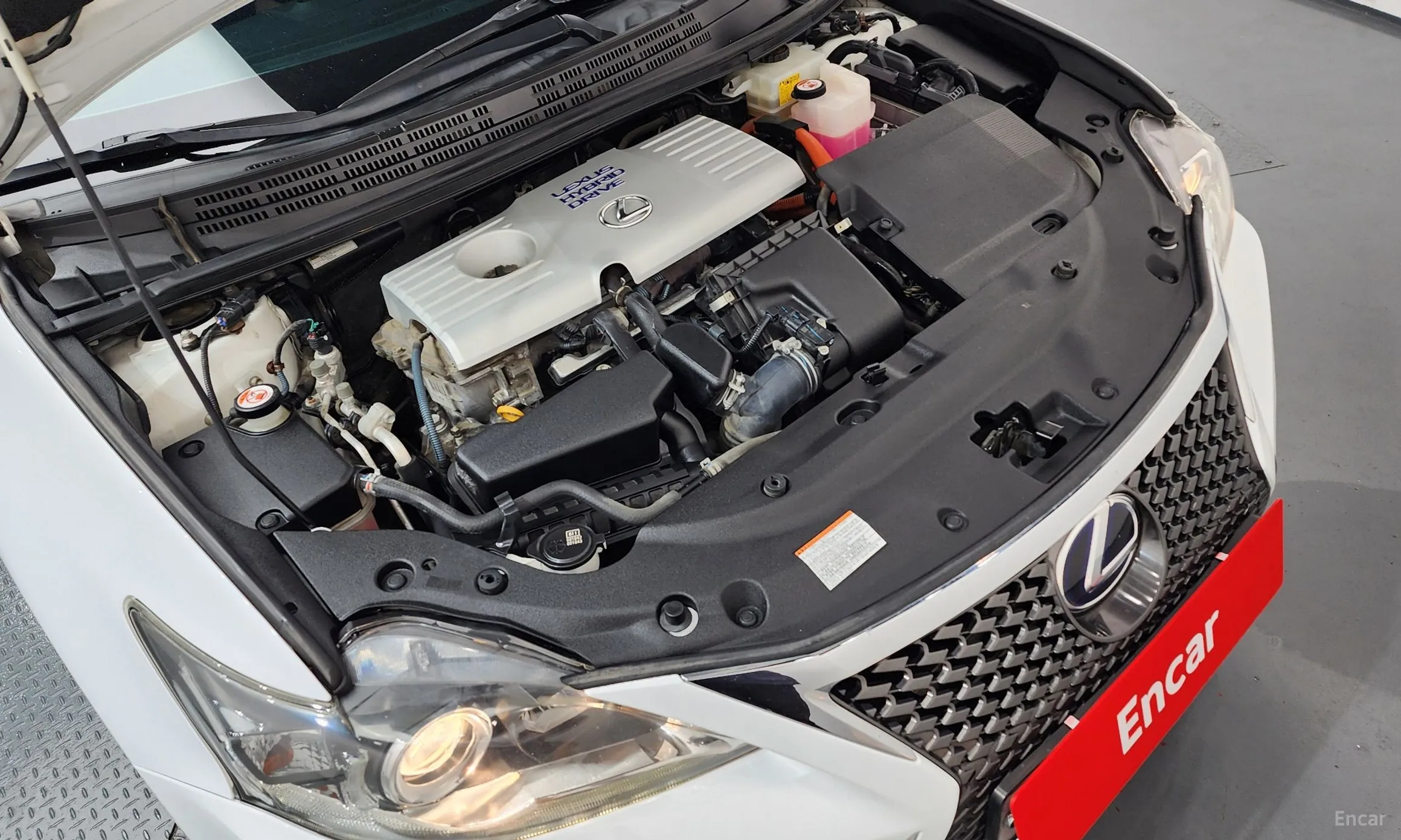 Lexus CT200h превью 6