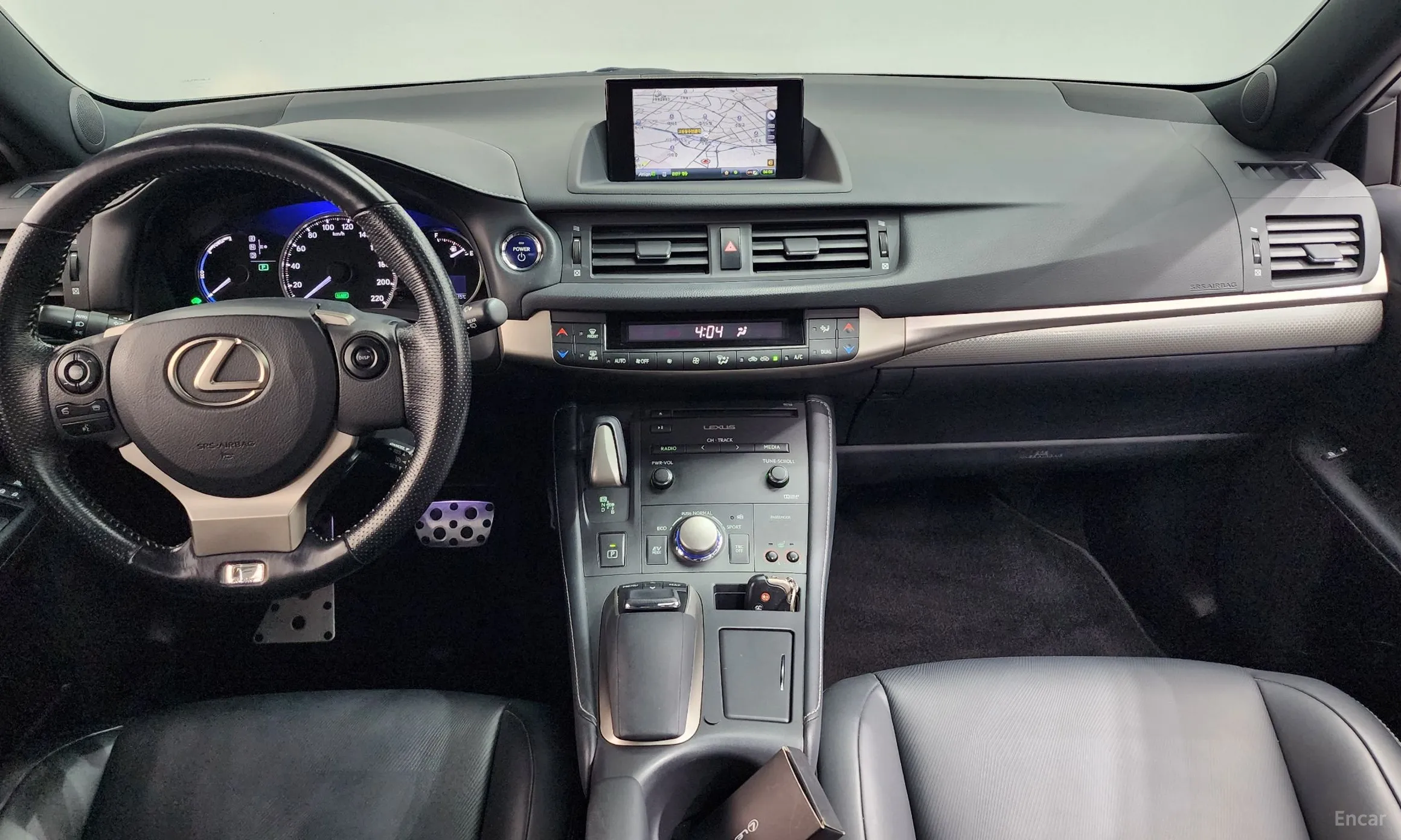 Lexus CT200h превью 7