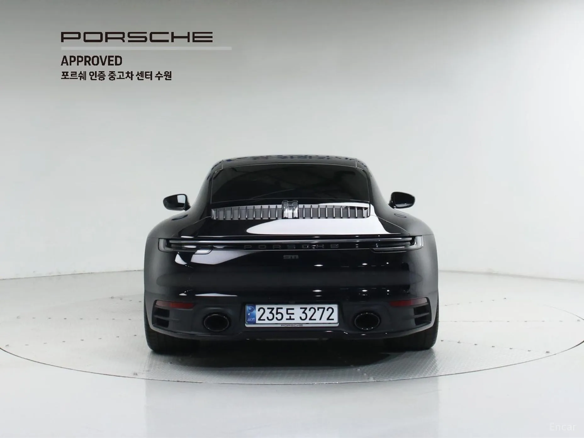 Porsche 911 (992) превью 4