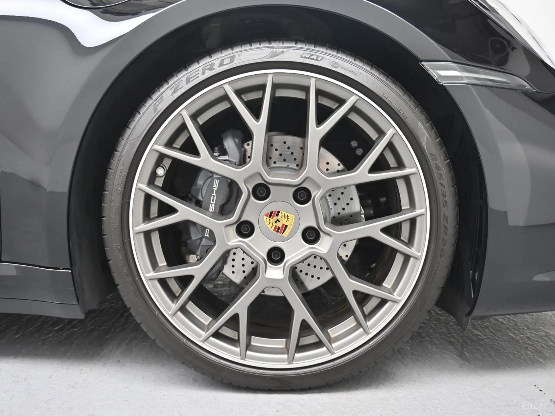 Porsche 911 (992) превью 5