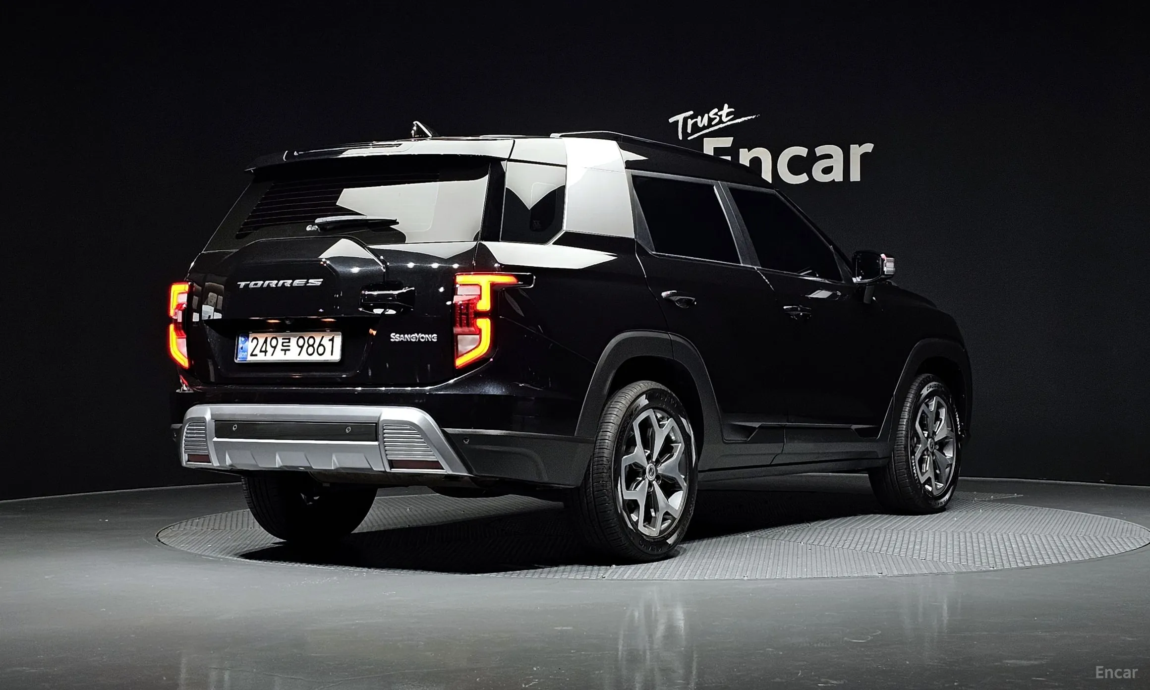 KG Mobility (SsangYong) Torres превью 2